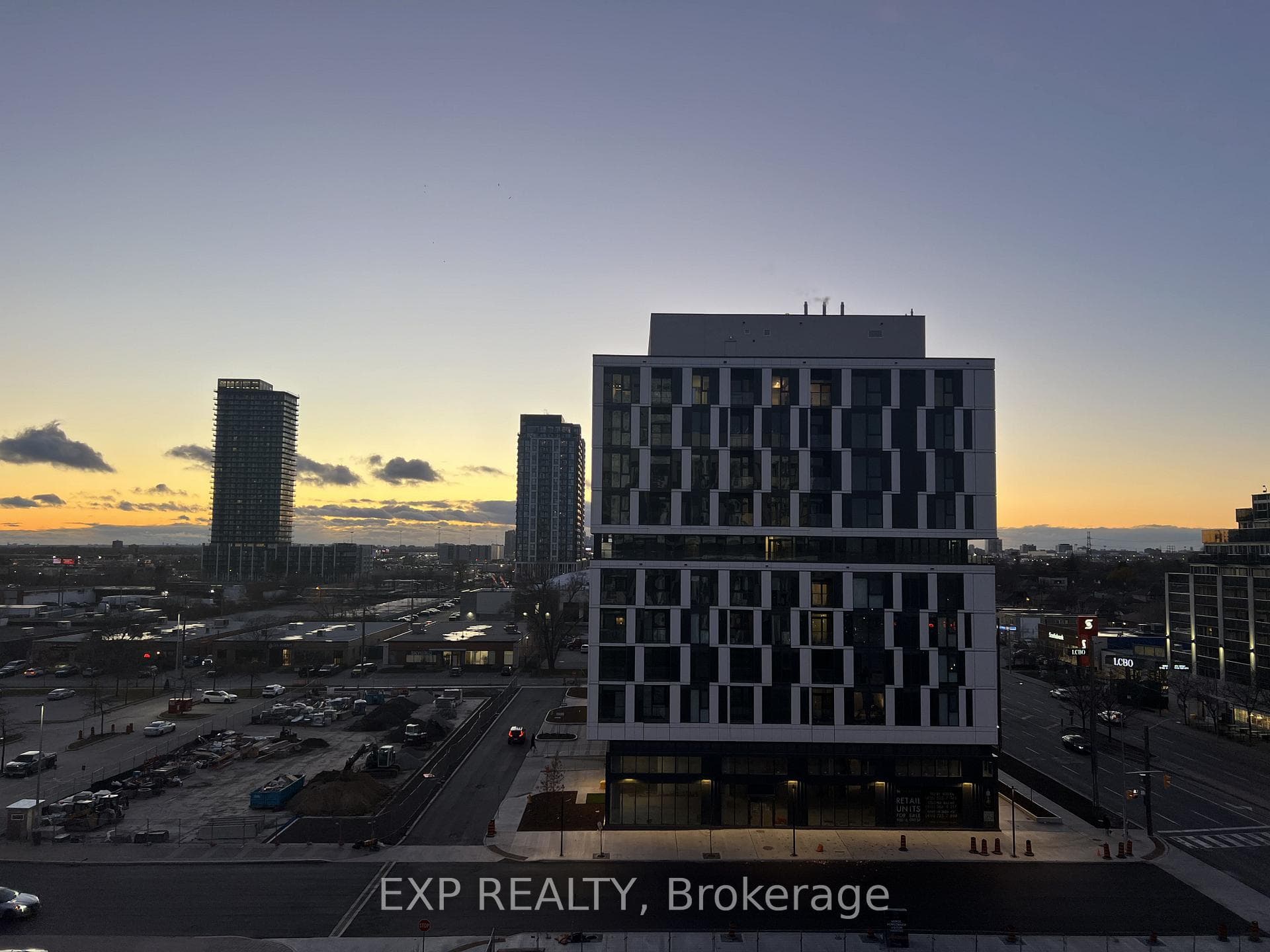 1007 The Queensway N/A Unit 625 photo 23