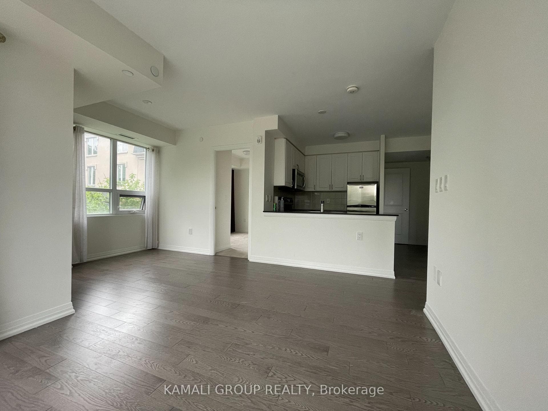 741 Sheppard Avenue Unit 205 photo 5