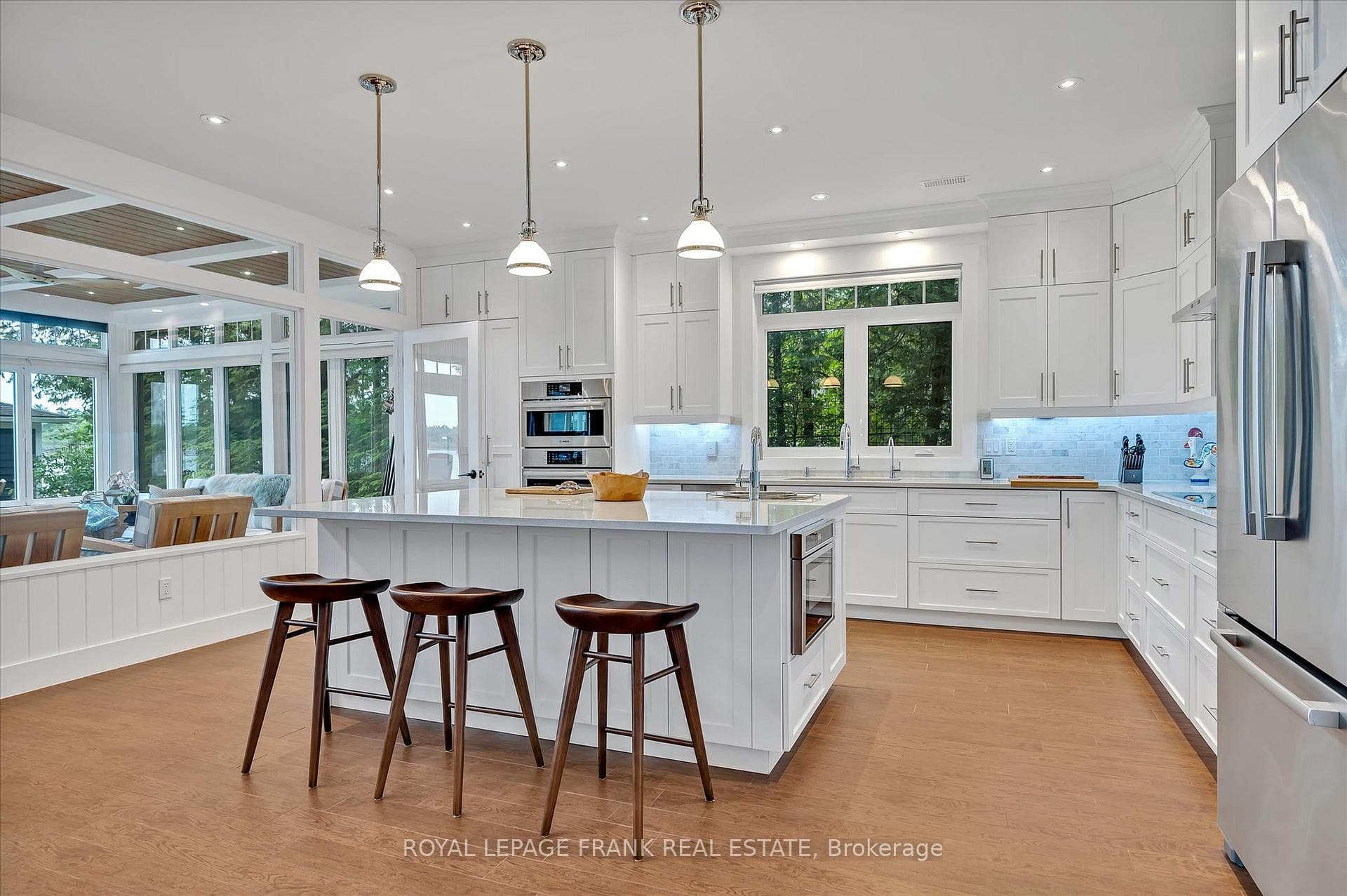 2391 South Bay Road photo 12