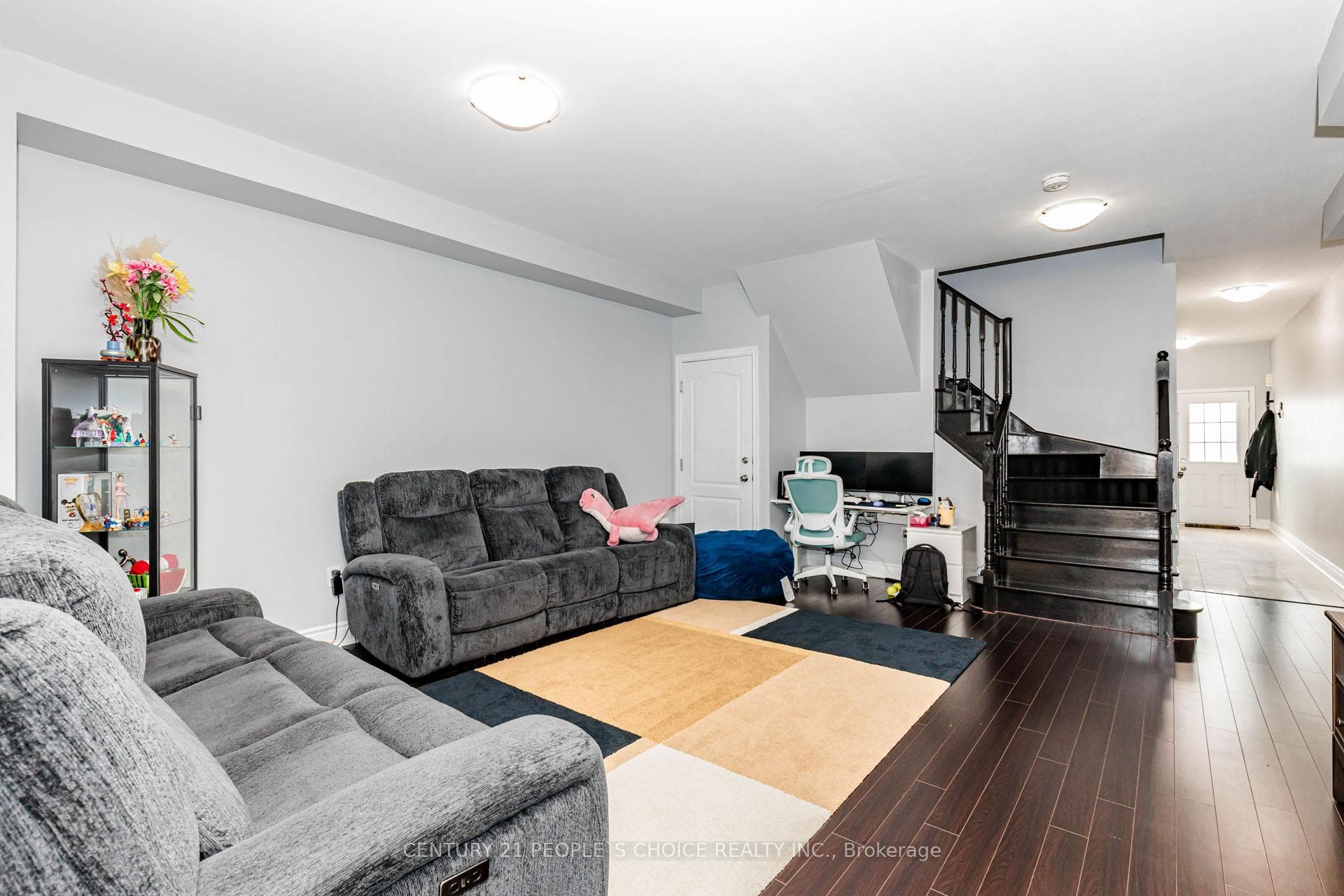 973 Francine Crescent Unit Upper photo 12
