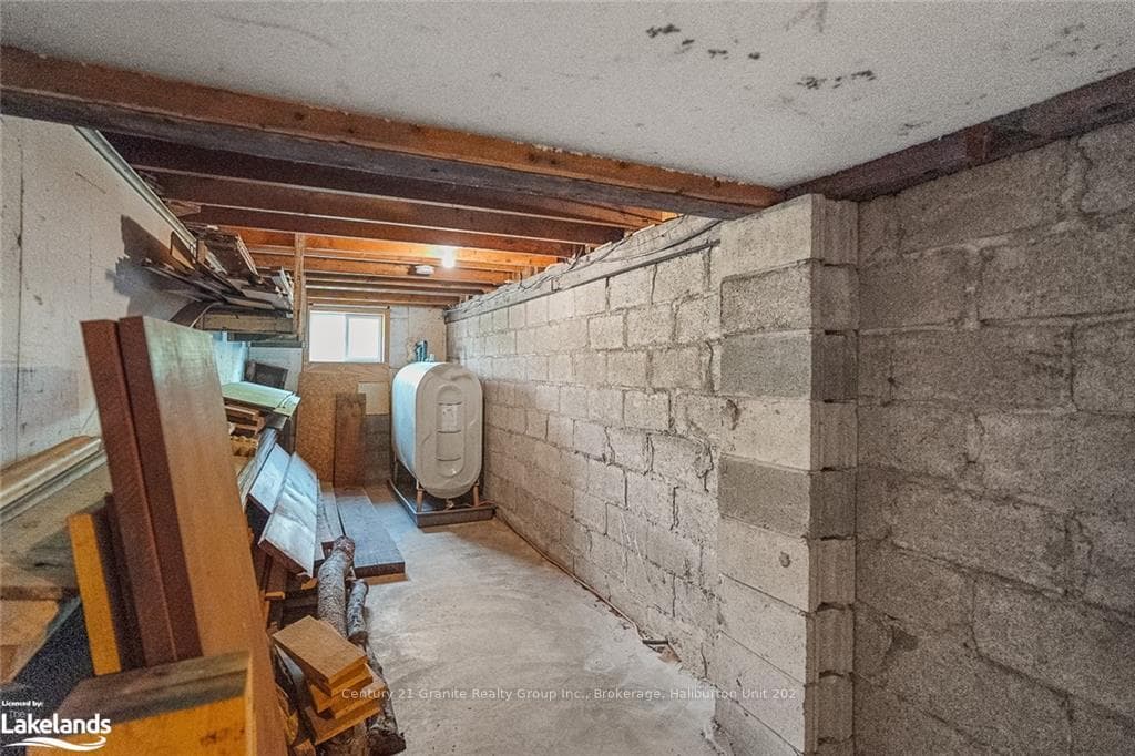136 HIGHLAND Street photo 36