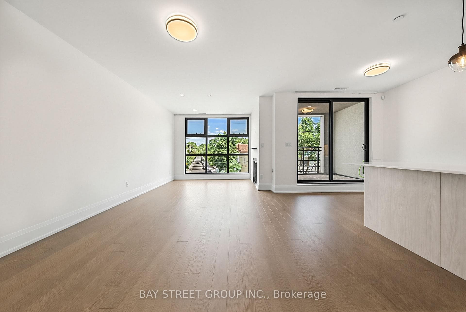 365 Beech Avenue Unit 208 photo 6