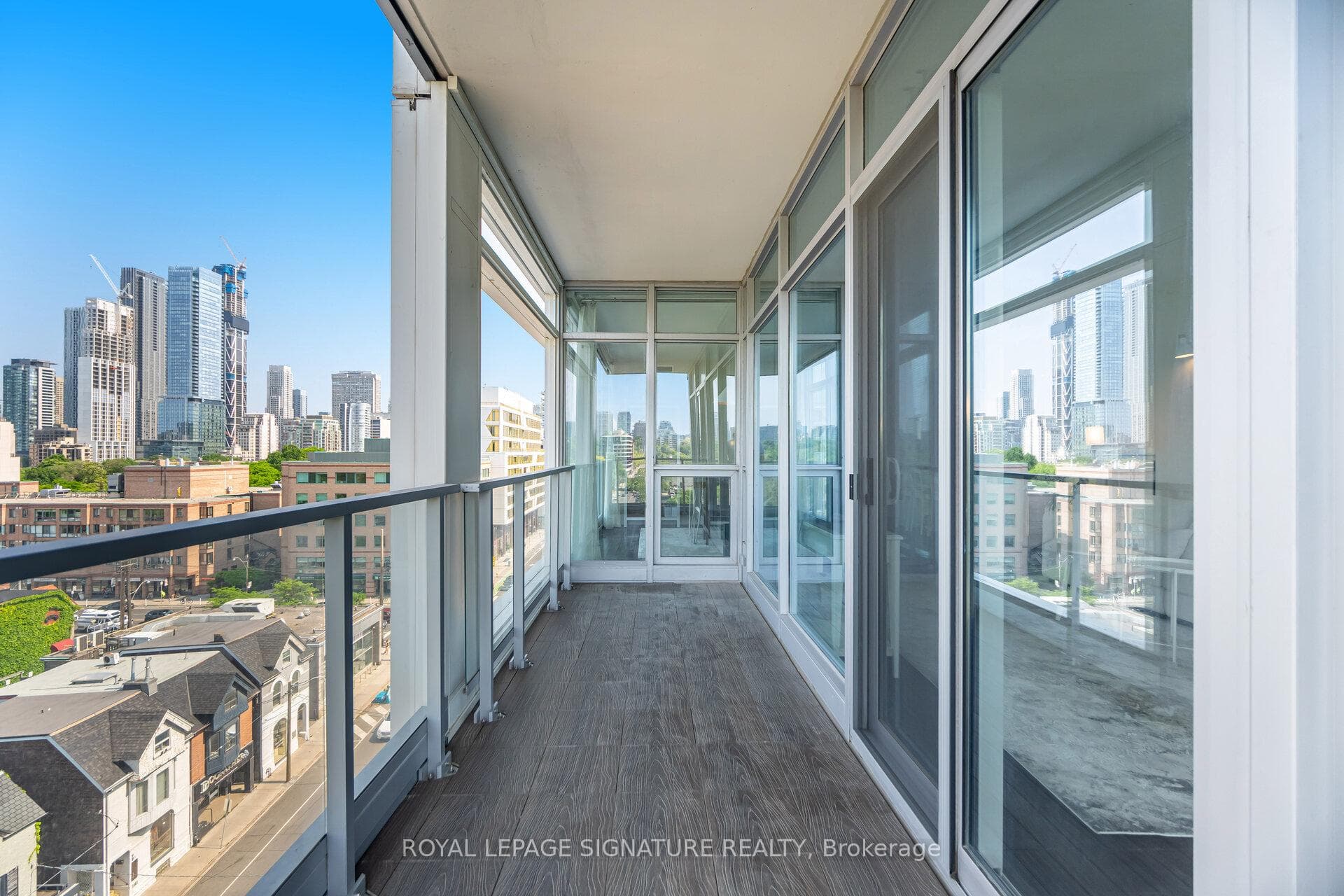 170 Avenue Road Unit 810 photo 38