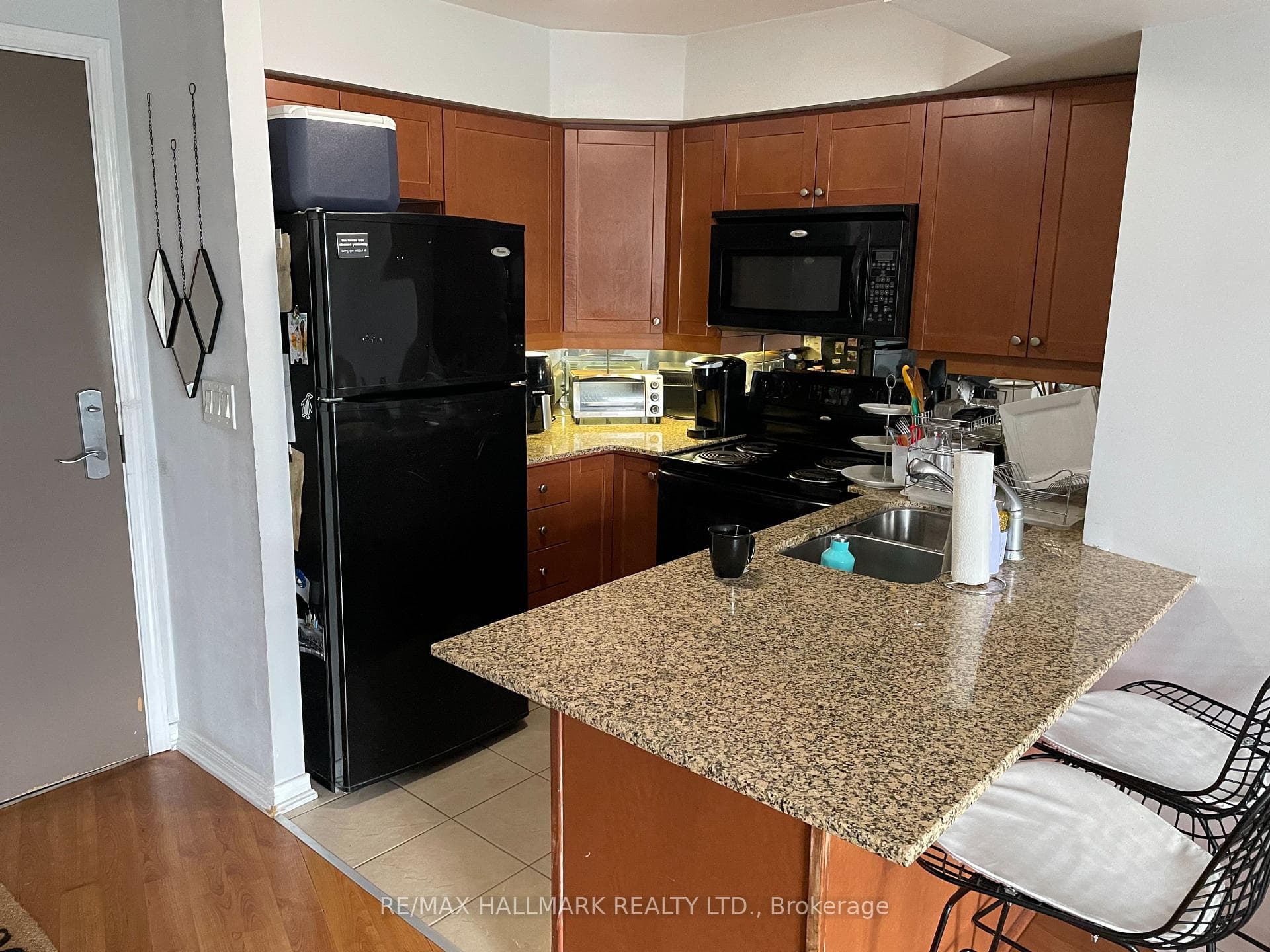 18 Valley Woods Road Unit 1015 photo 6