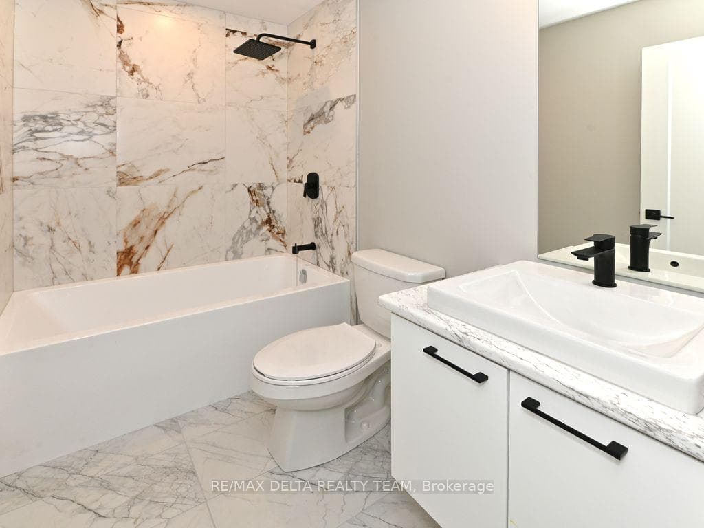 459 Denis Street photo 22