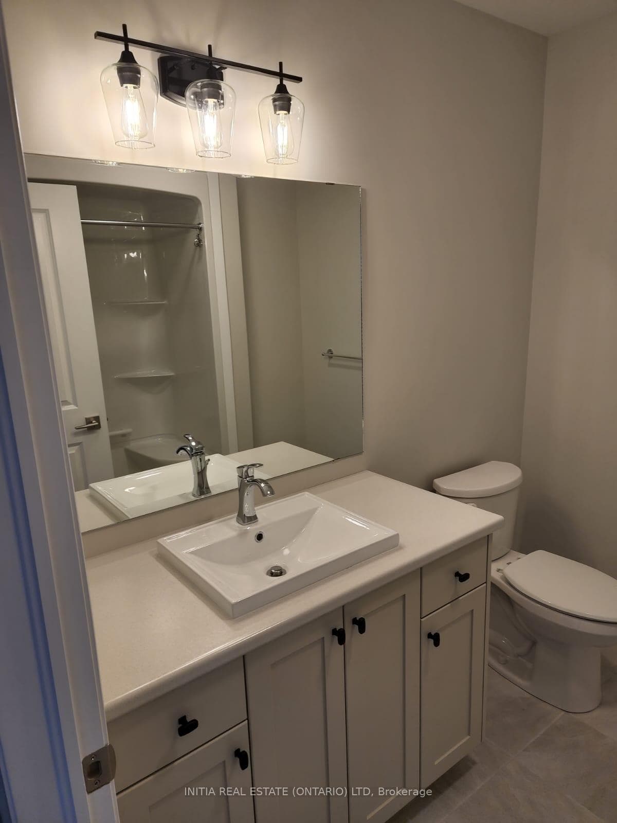 119 Renaissance Drive photo 17