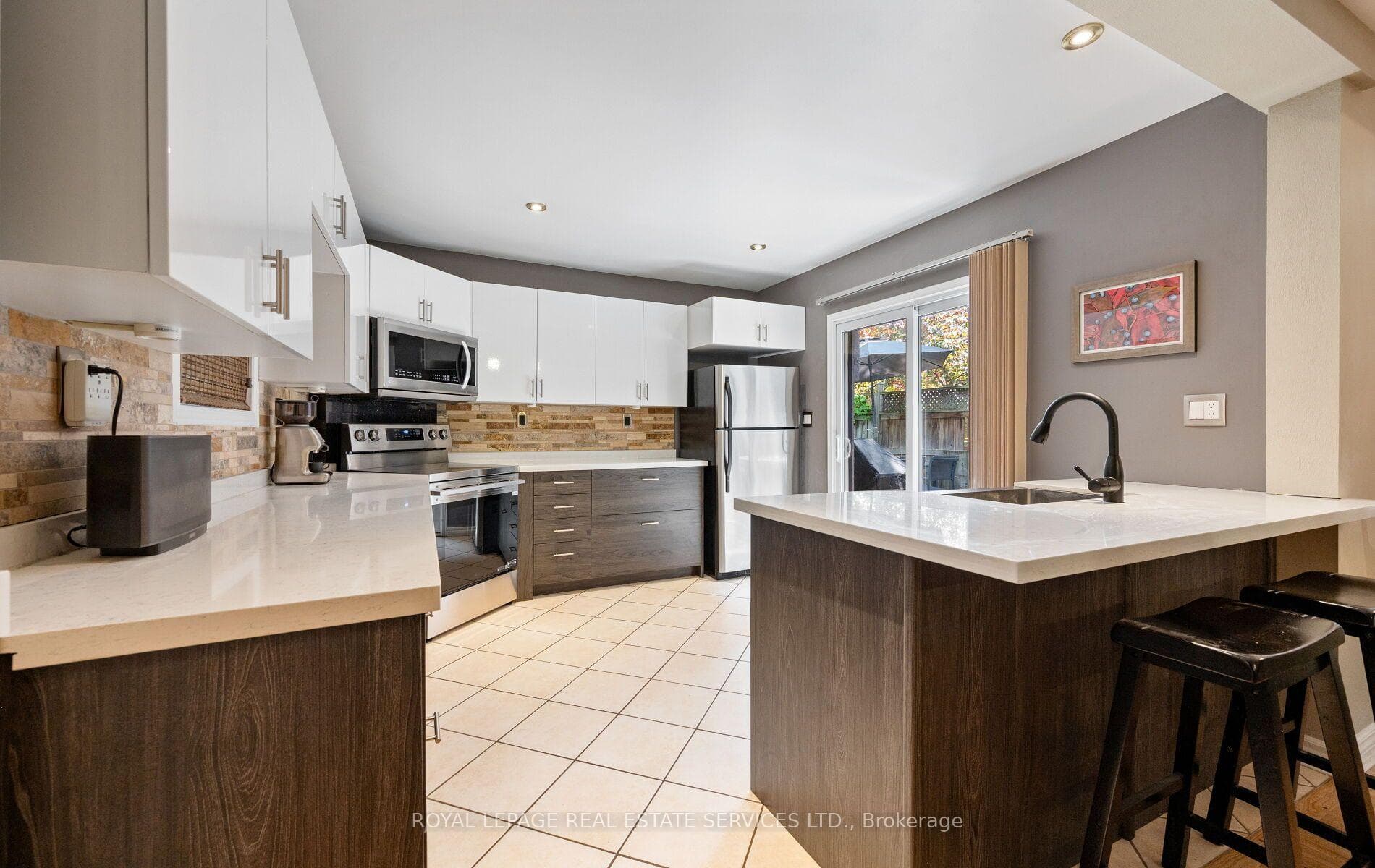 613 Beresford Avenue photo 29