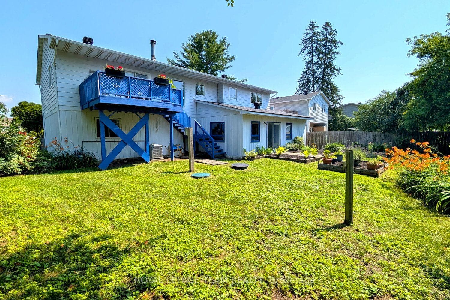 136 James Cummings Avenue photo 41