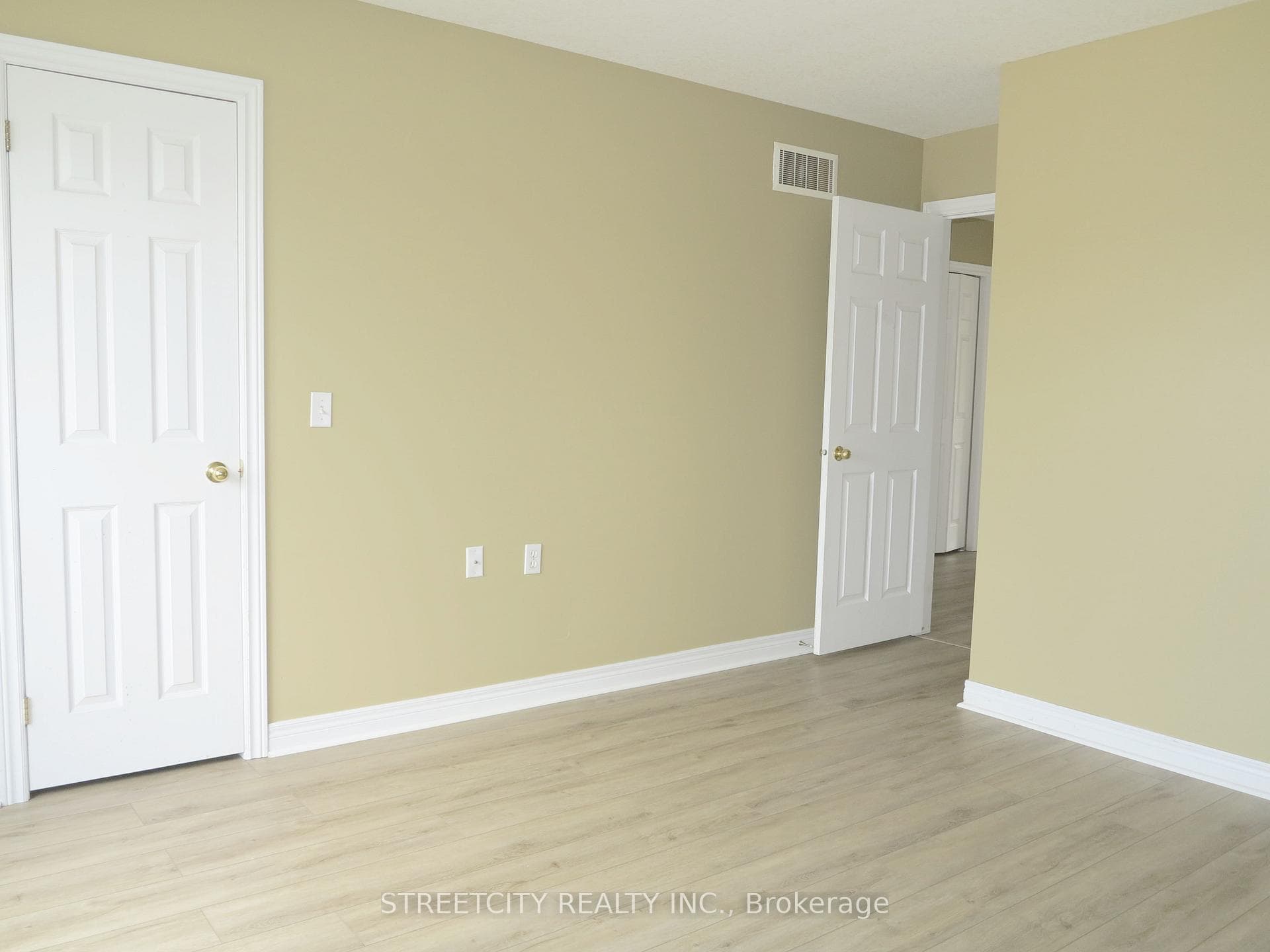 1155 SOUTH WENIGE Drive photo 16