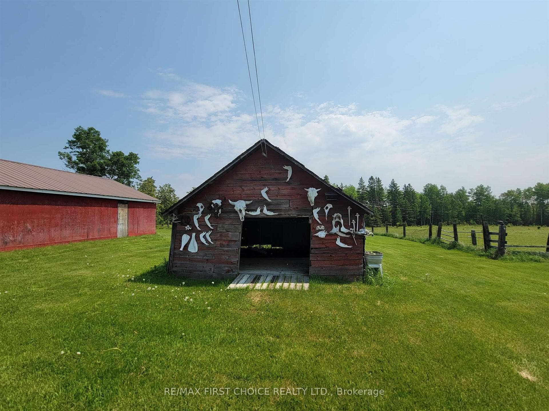 870 McDiarmid Road photo 25