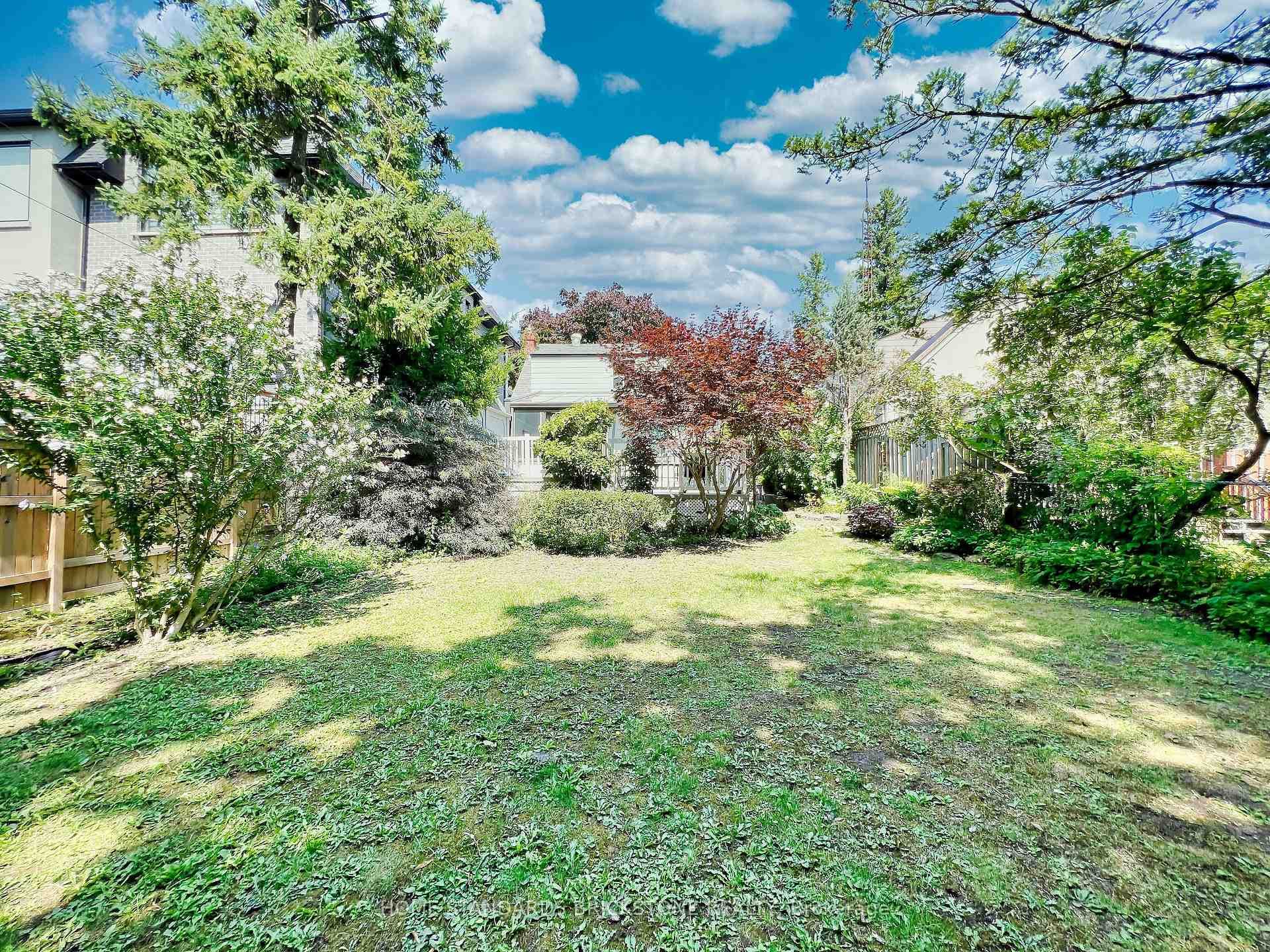 45 Madawaska Avenue photo 35