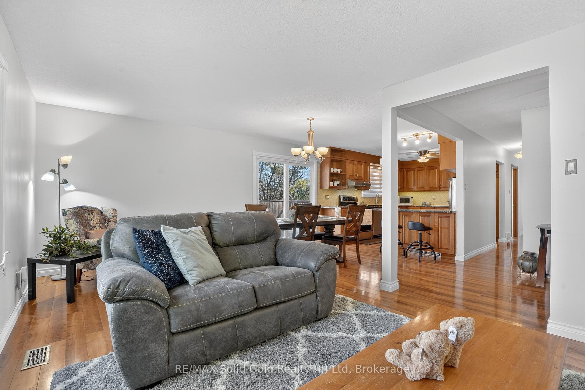 309 Daleside Place photo 17