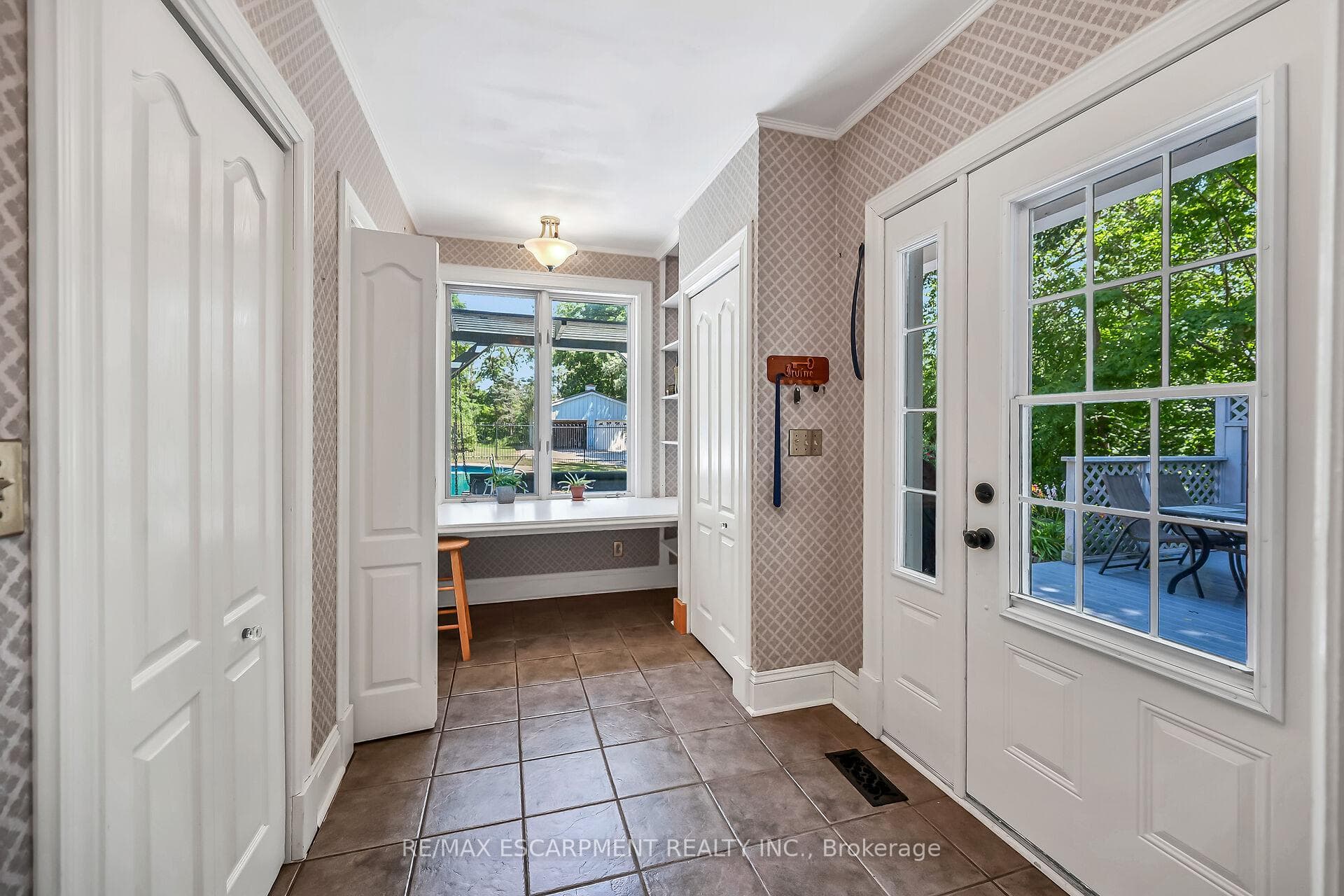 94 Sutherland Street photo 14