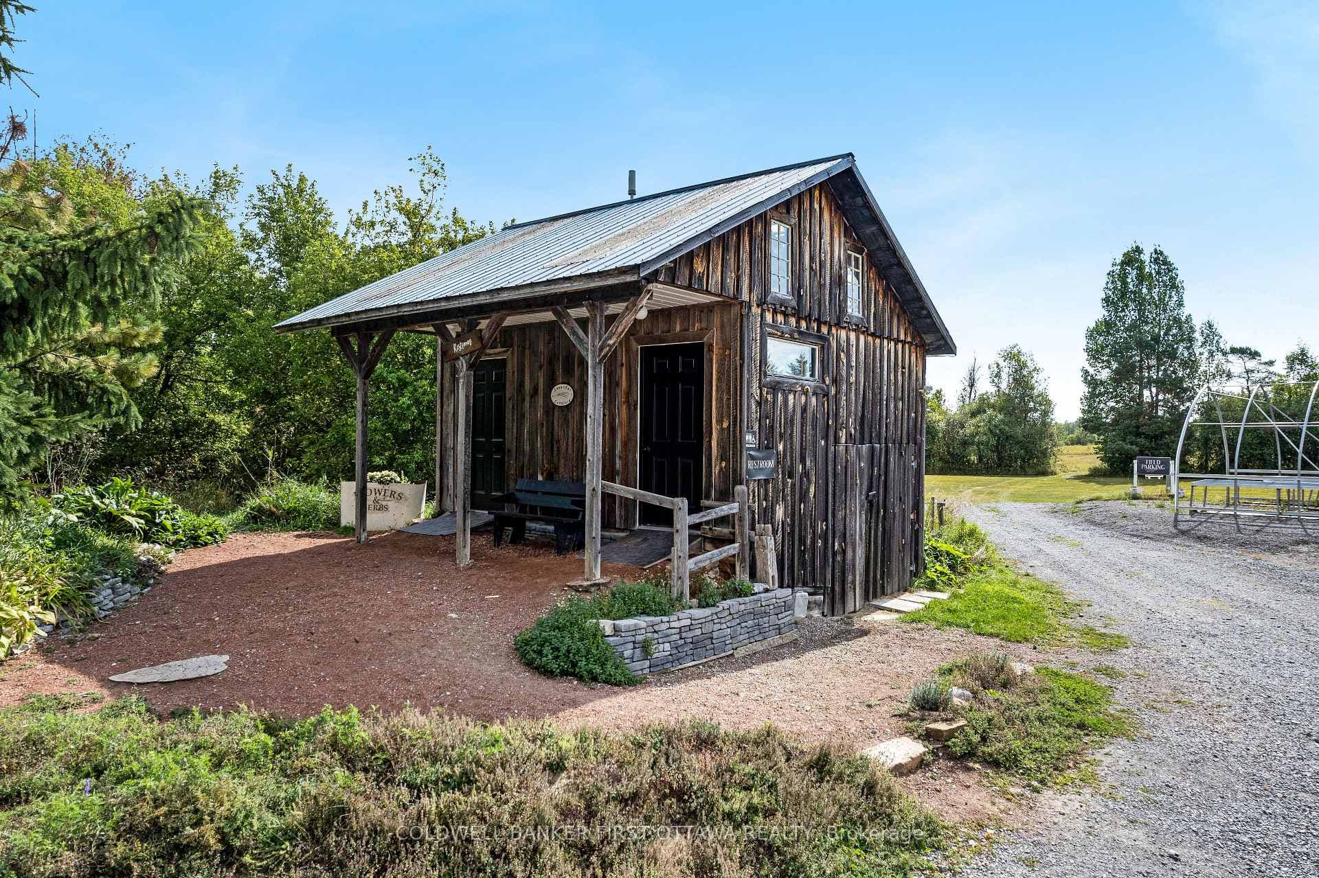 Event space washrooms with composting toilets