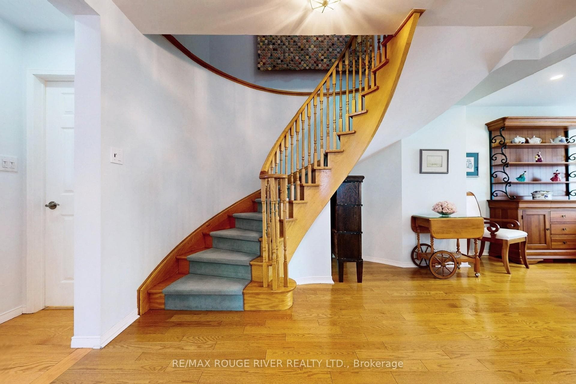 10 Moorefield Drive photo 24