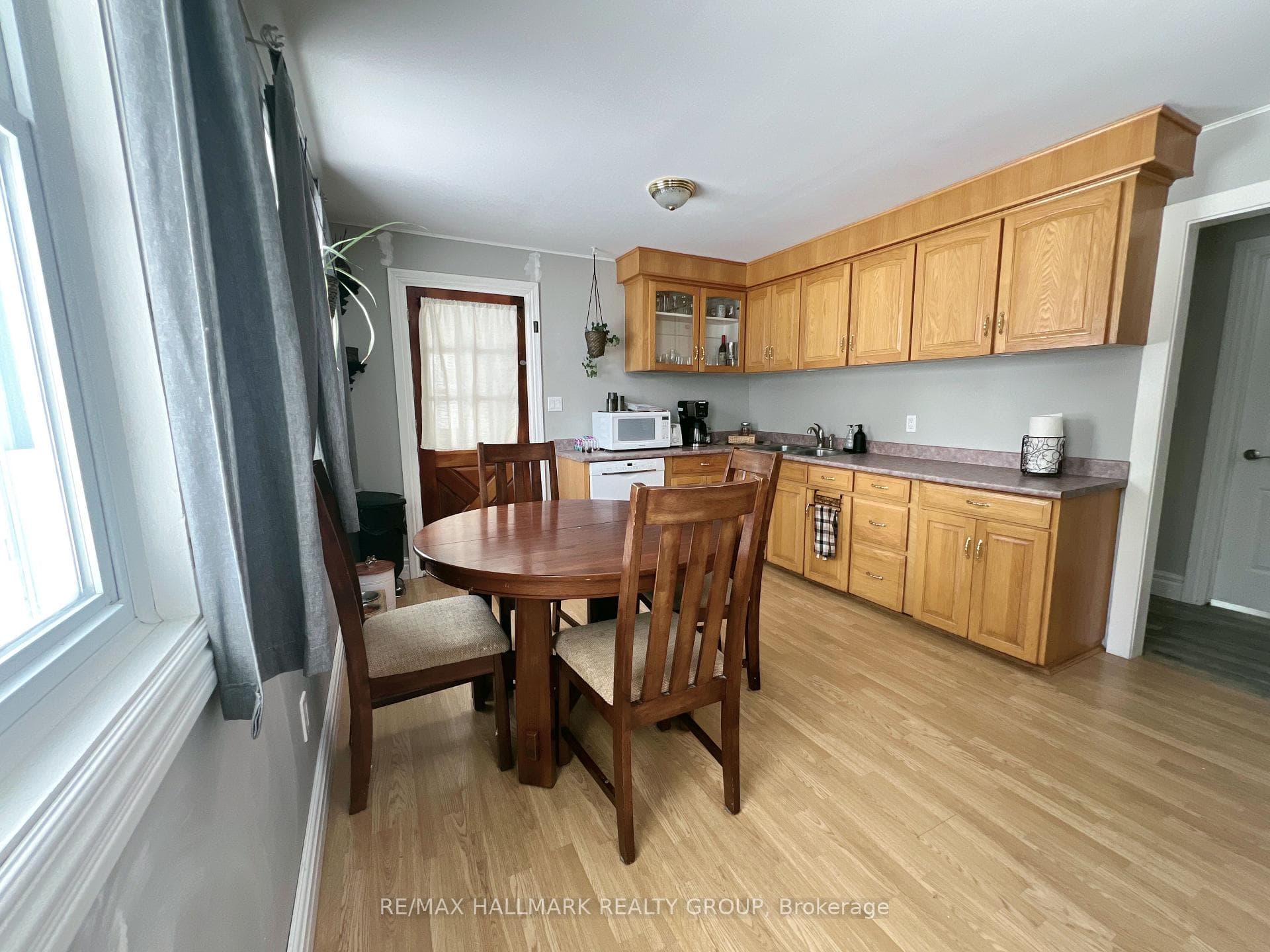 Kitchen ( view from front door)