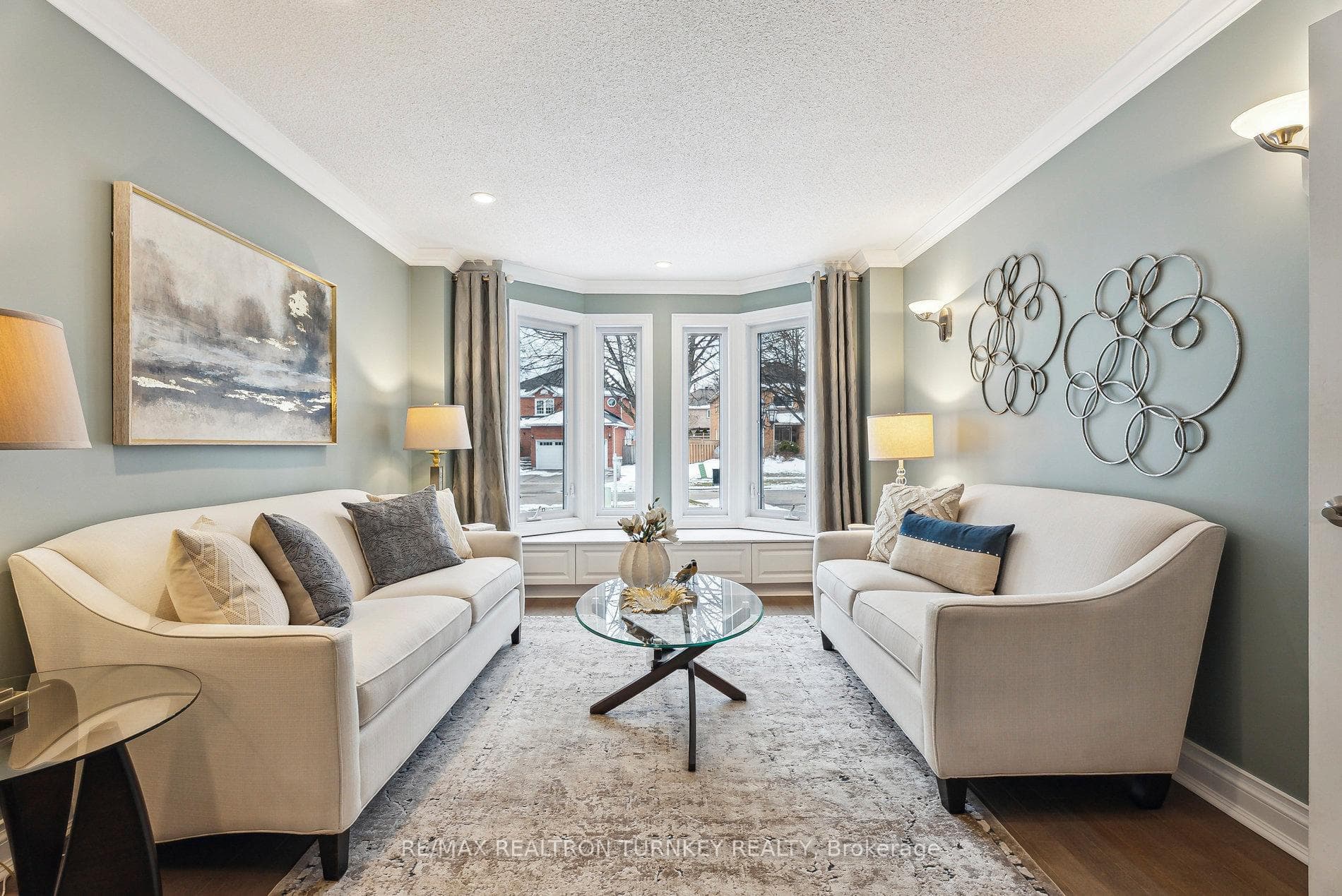Bright Bay Window in Living room