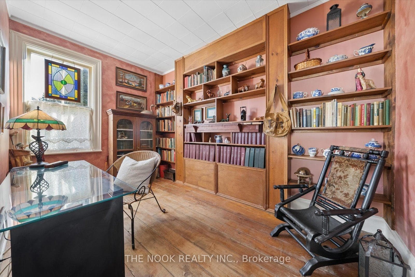 15212 Simcoe Street photo 6