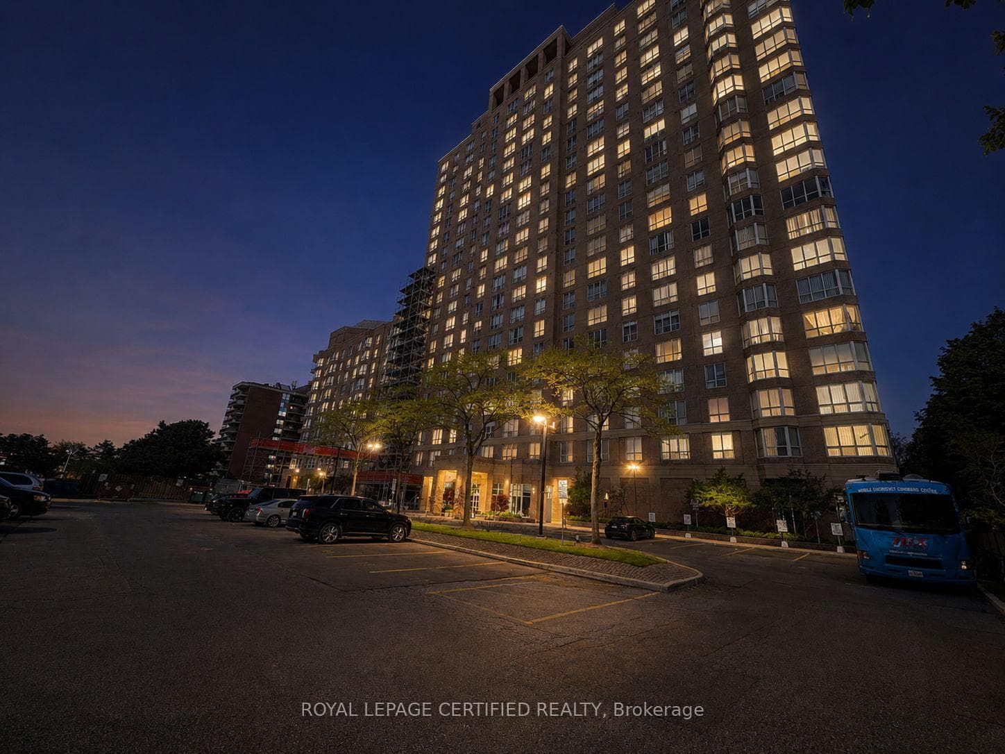 21 Overlea Boulevard Unit 1309 photo 1