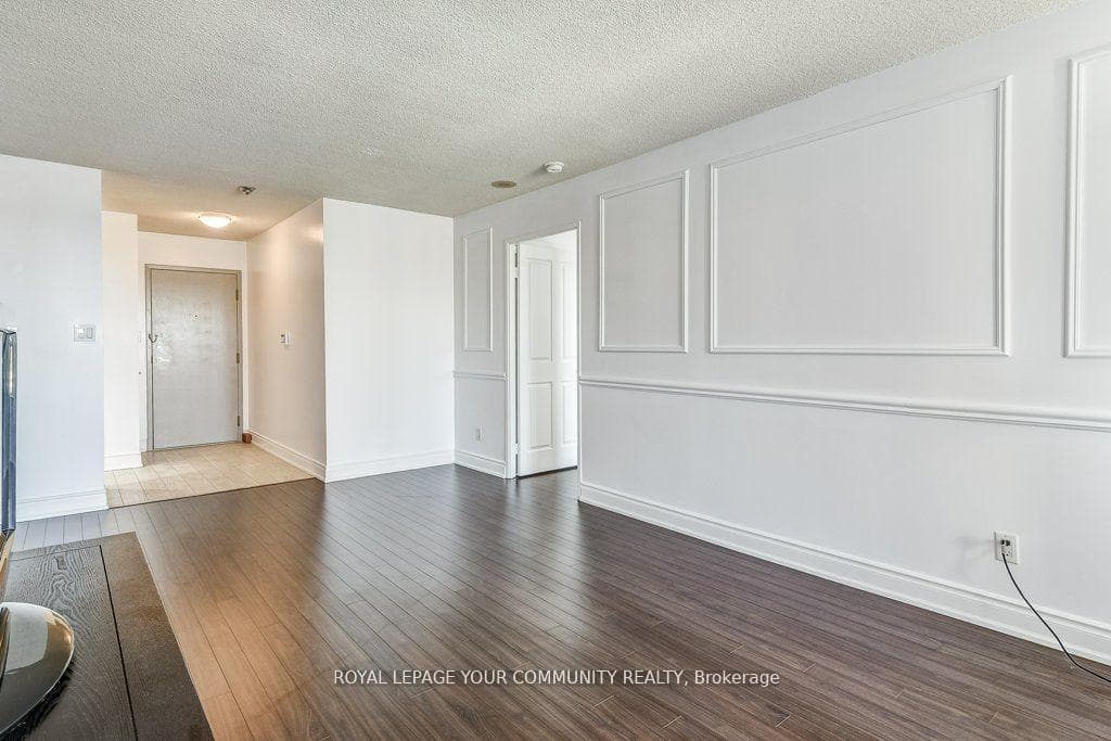 88 Corporate Drive Unit 1817 photo 16
