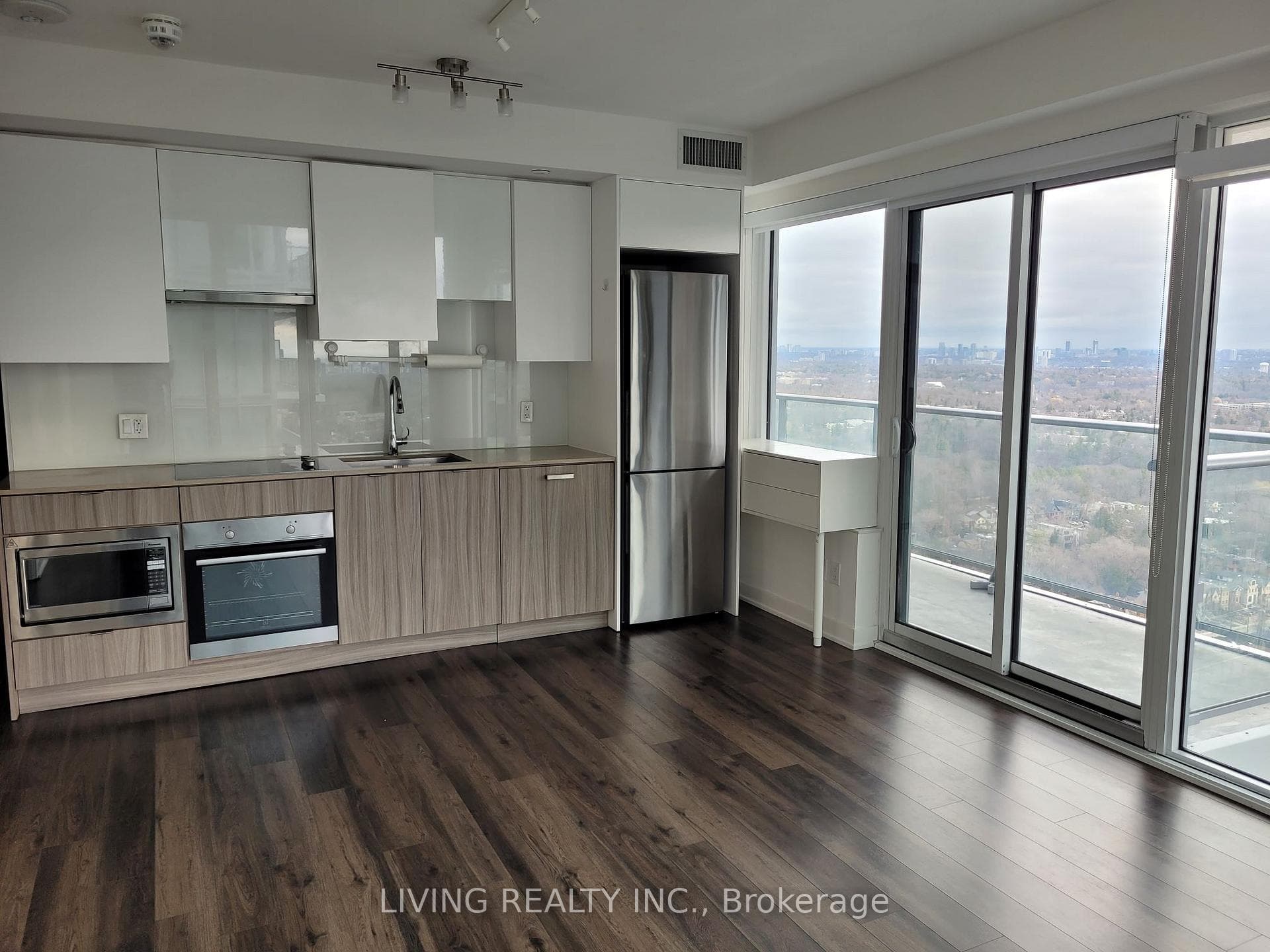 99 Broadway Avenue Unit 3404 photo 7