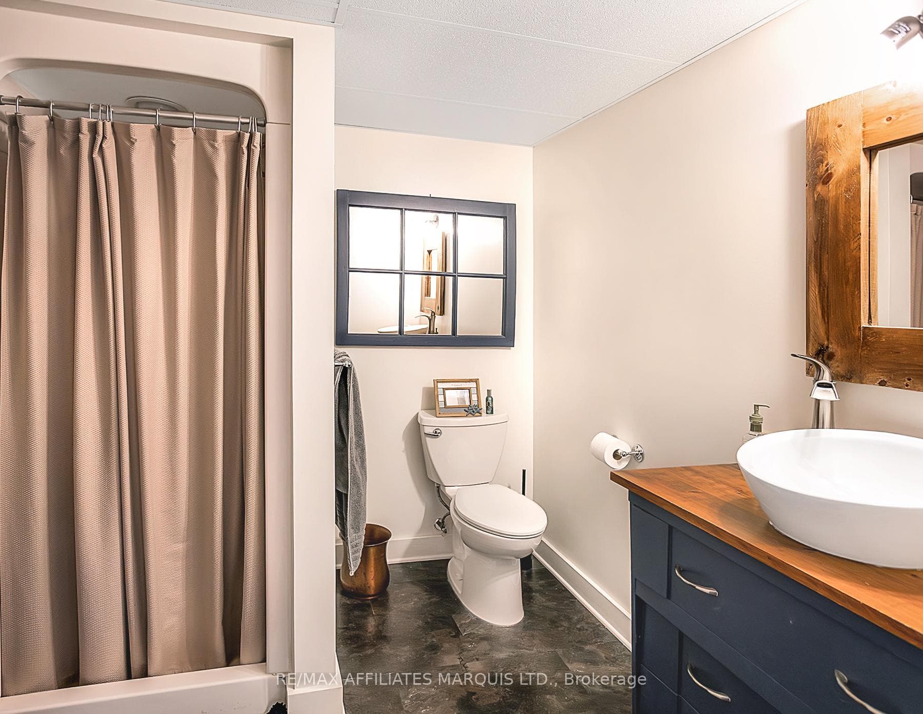 22 Pine Street photo 26