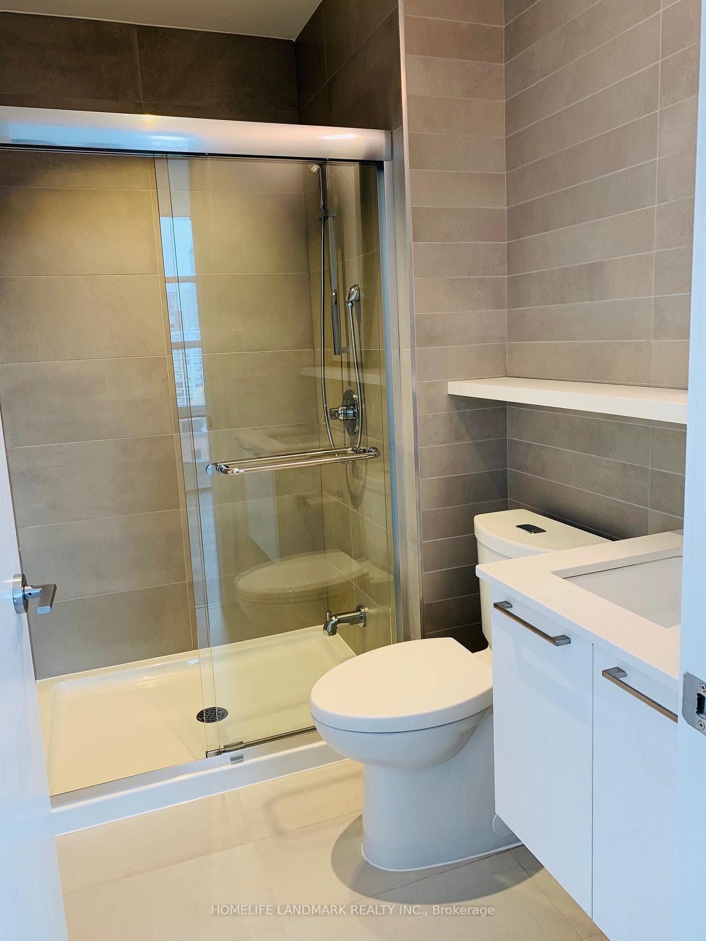 501 Adelaide Street Unit 1101 photo 16