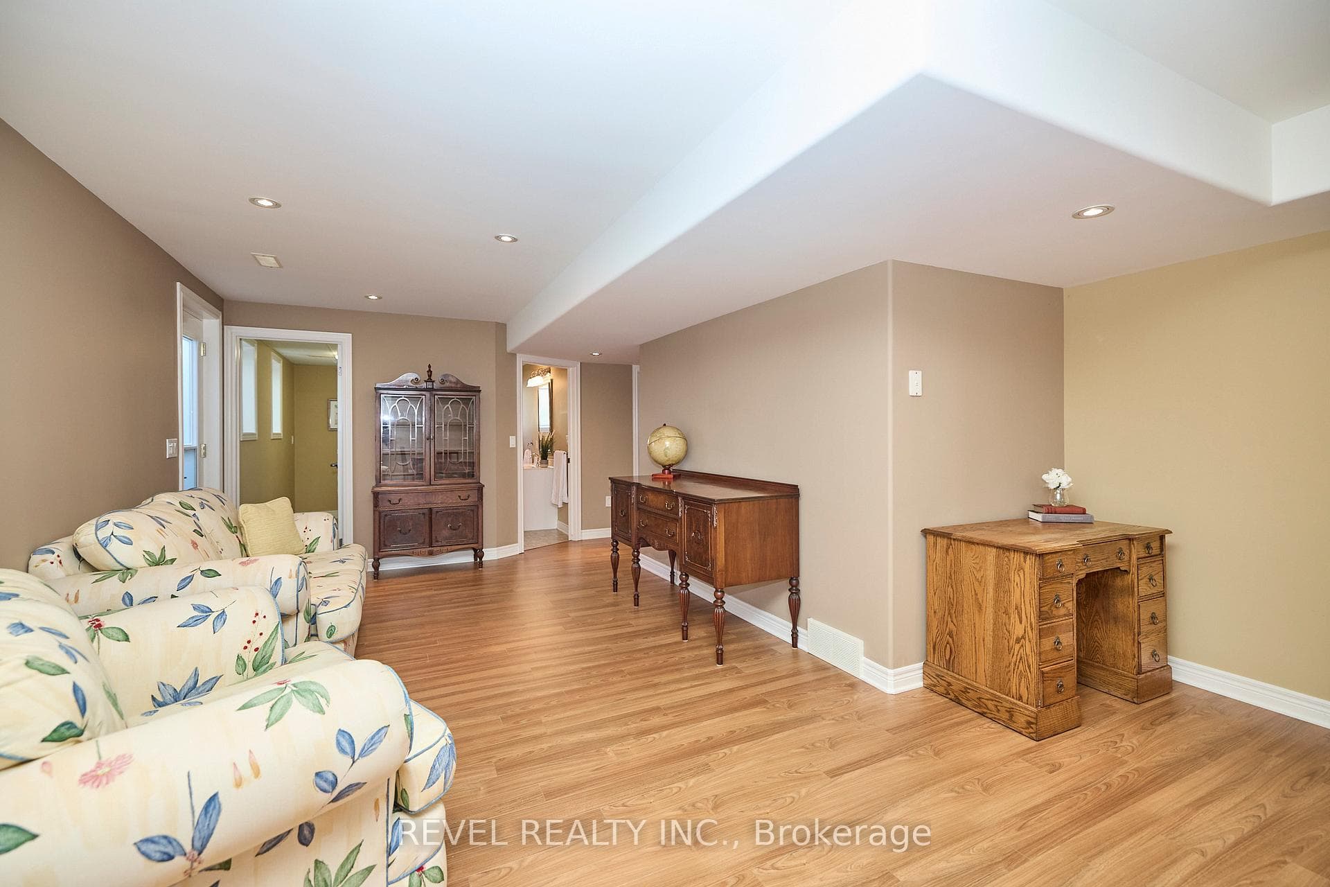 724 Quaker Road photo 31