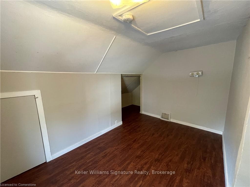 93 Sussex Street photo 15