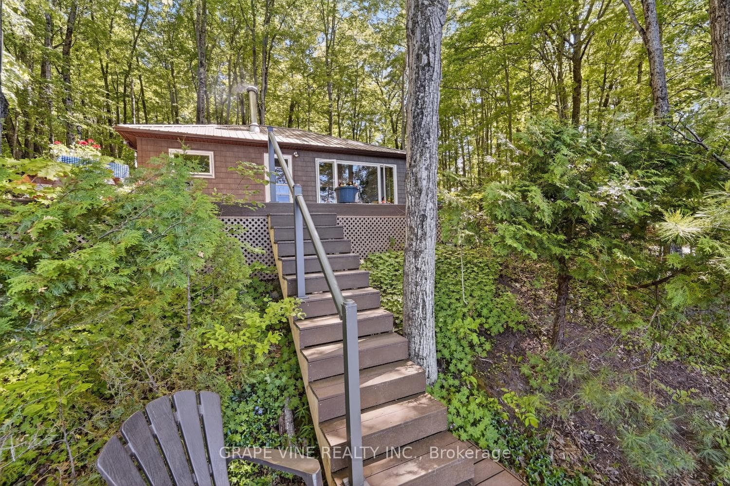 1010 Firefly Lane photo 6