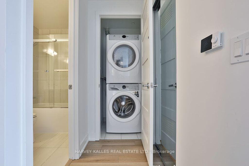 333 Sunseeker Avenue Unit 209 photo 19