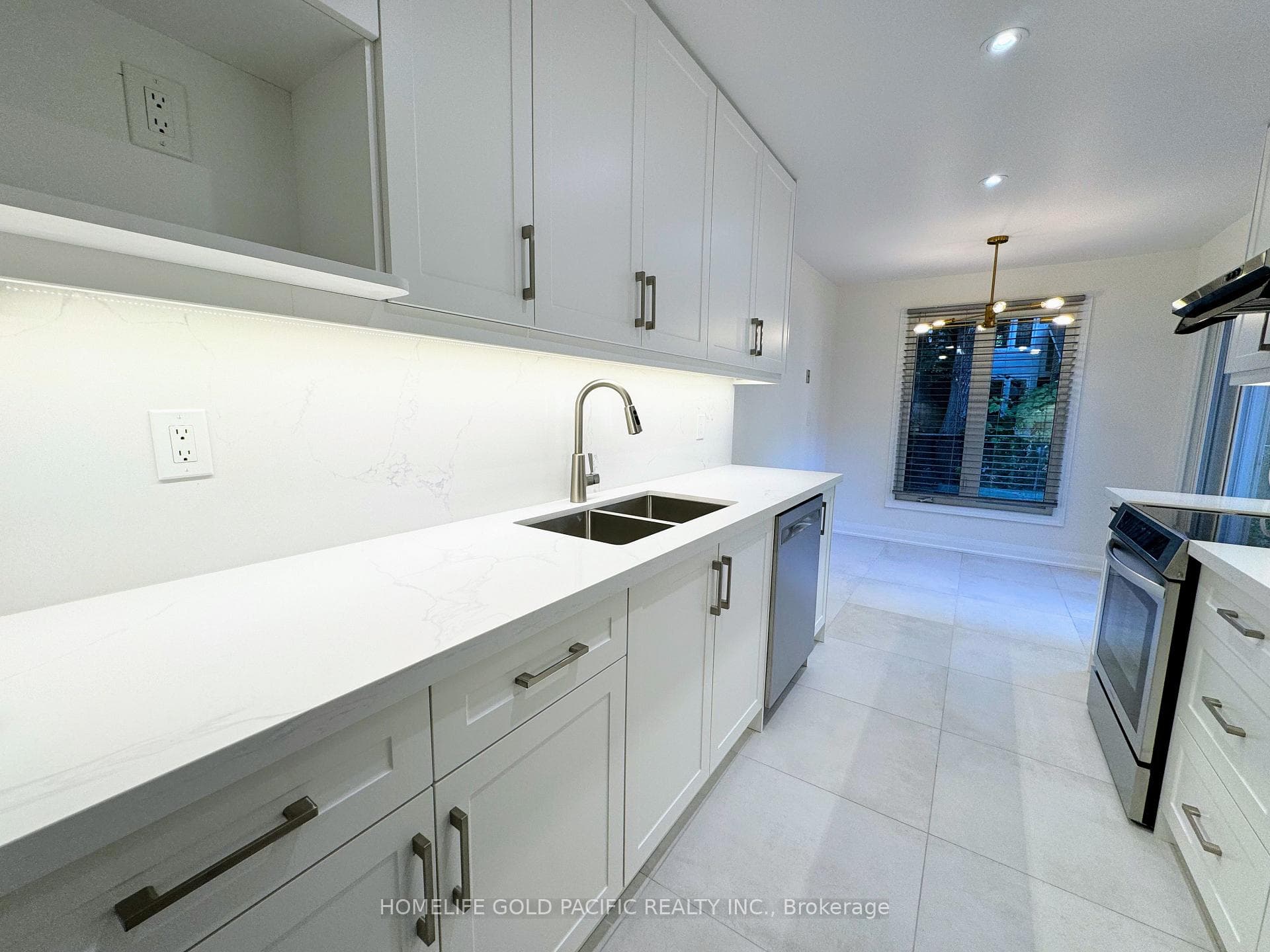 16 Snapdragon Drive photo 11