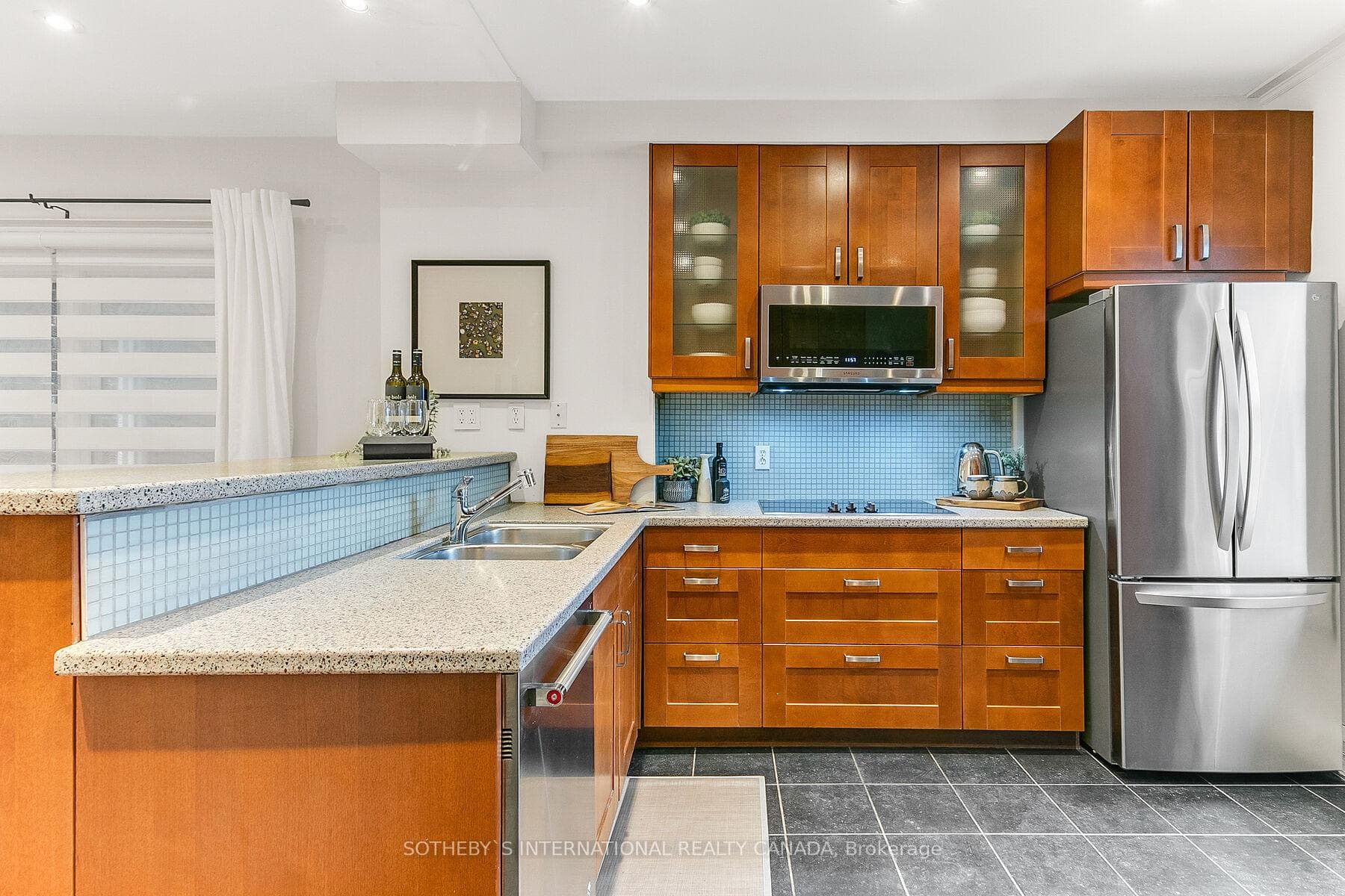 92 Chatham Avenue photo 19