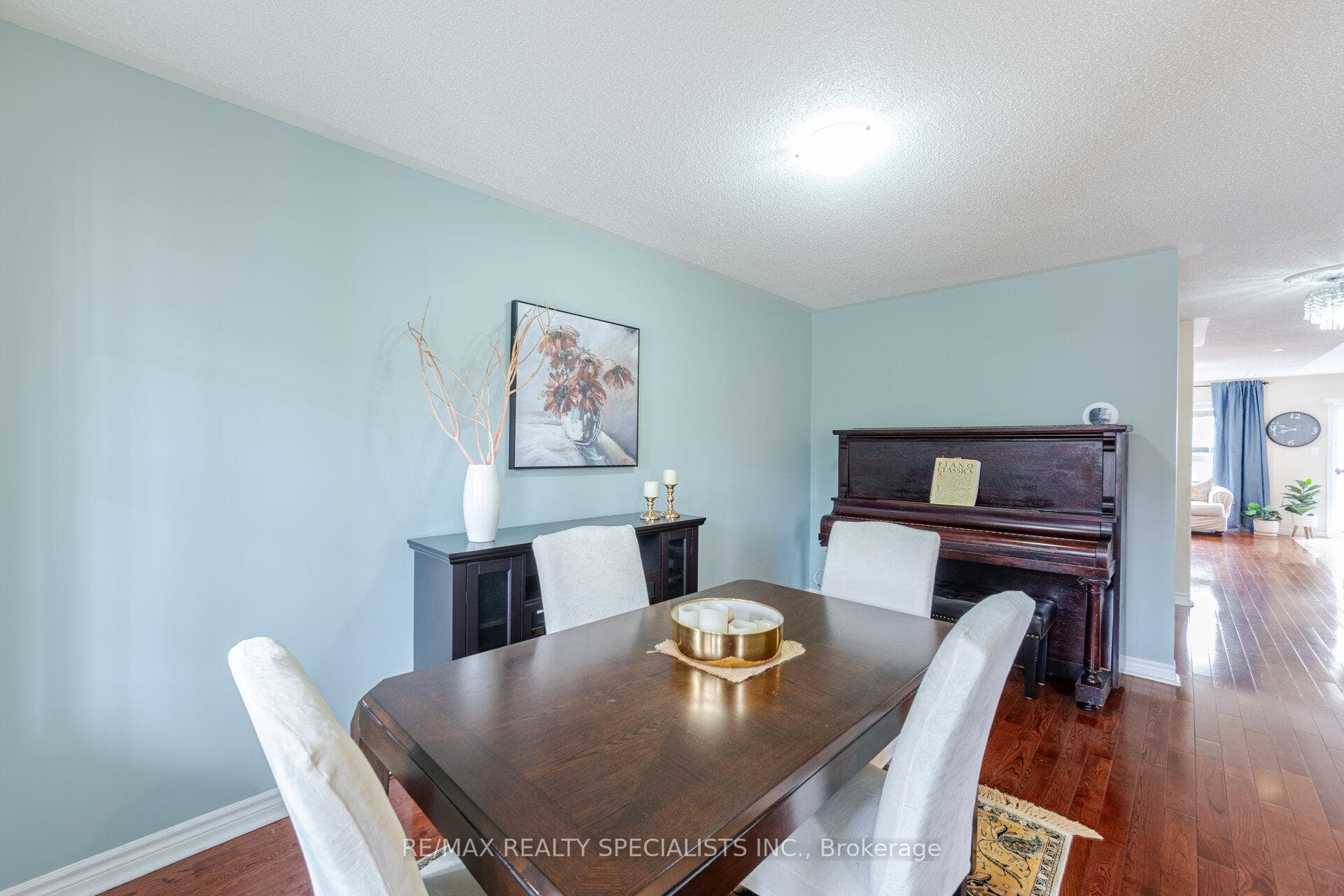 5 Olivett Lane photo 6