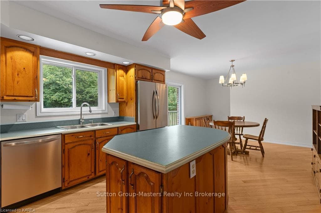 182 COLEBROOK Road photo 10