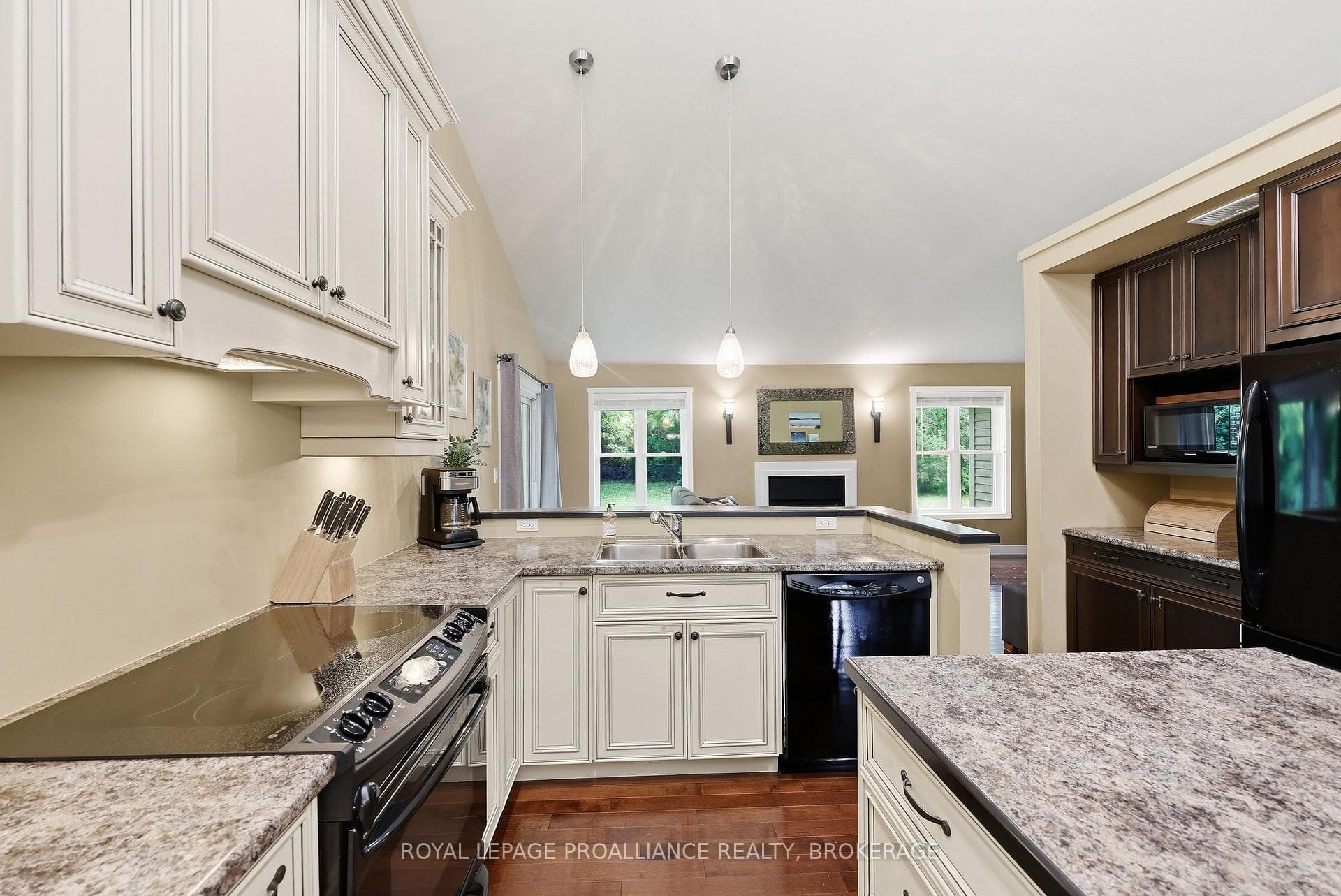 124 Park Street photo 8