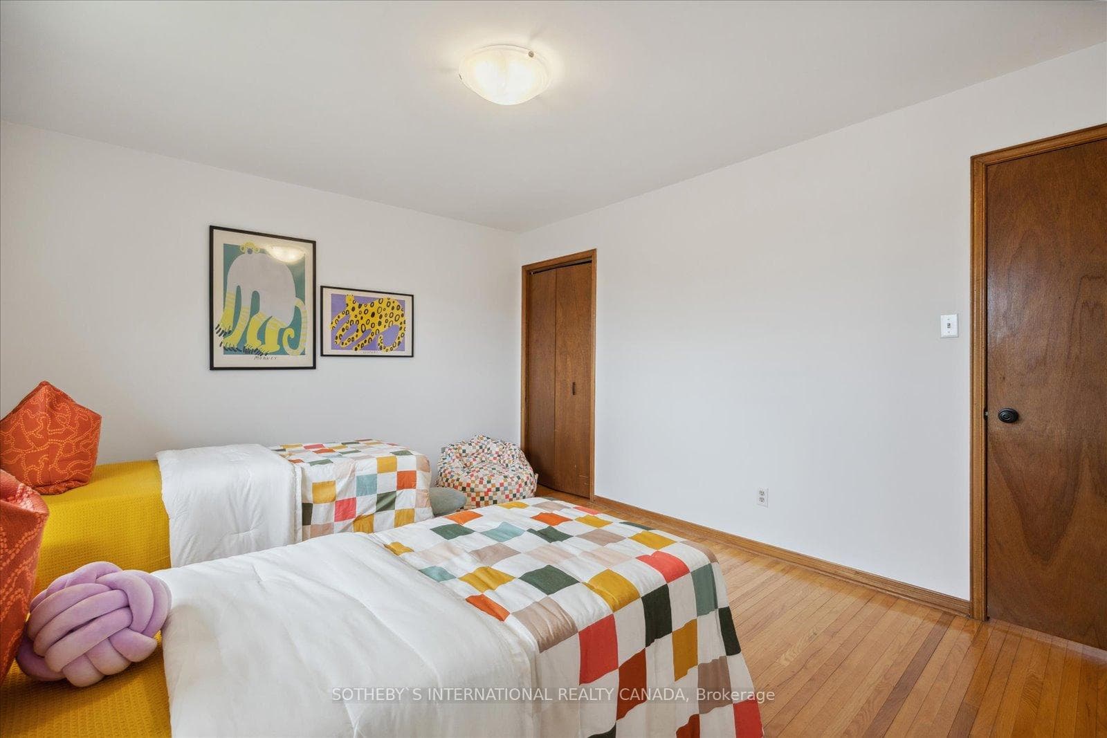 107 Lansbury Drive photo 21