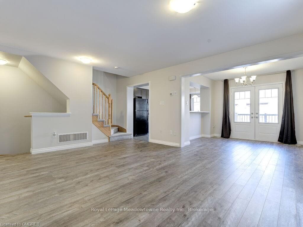 6020 DERRY Road Unit 104 photo 13