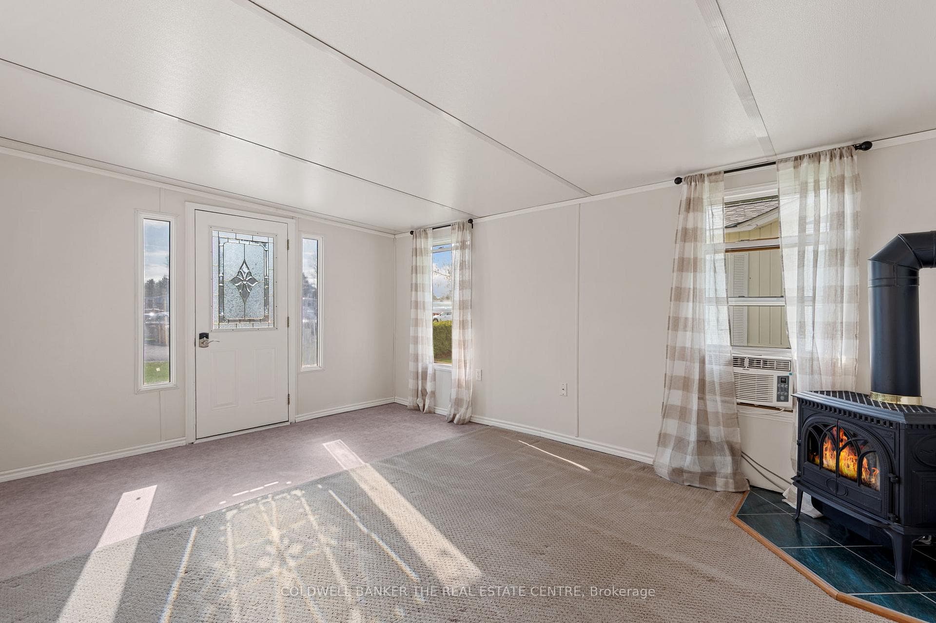 285 Crydermans Side Road Unit 327 photo 14