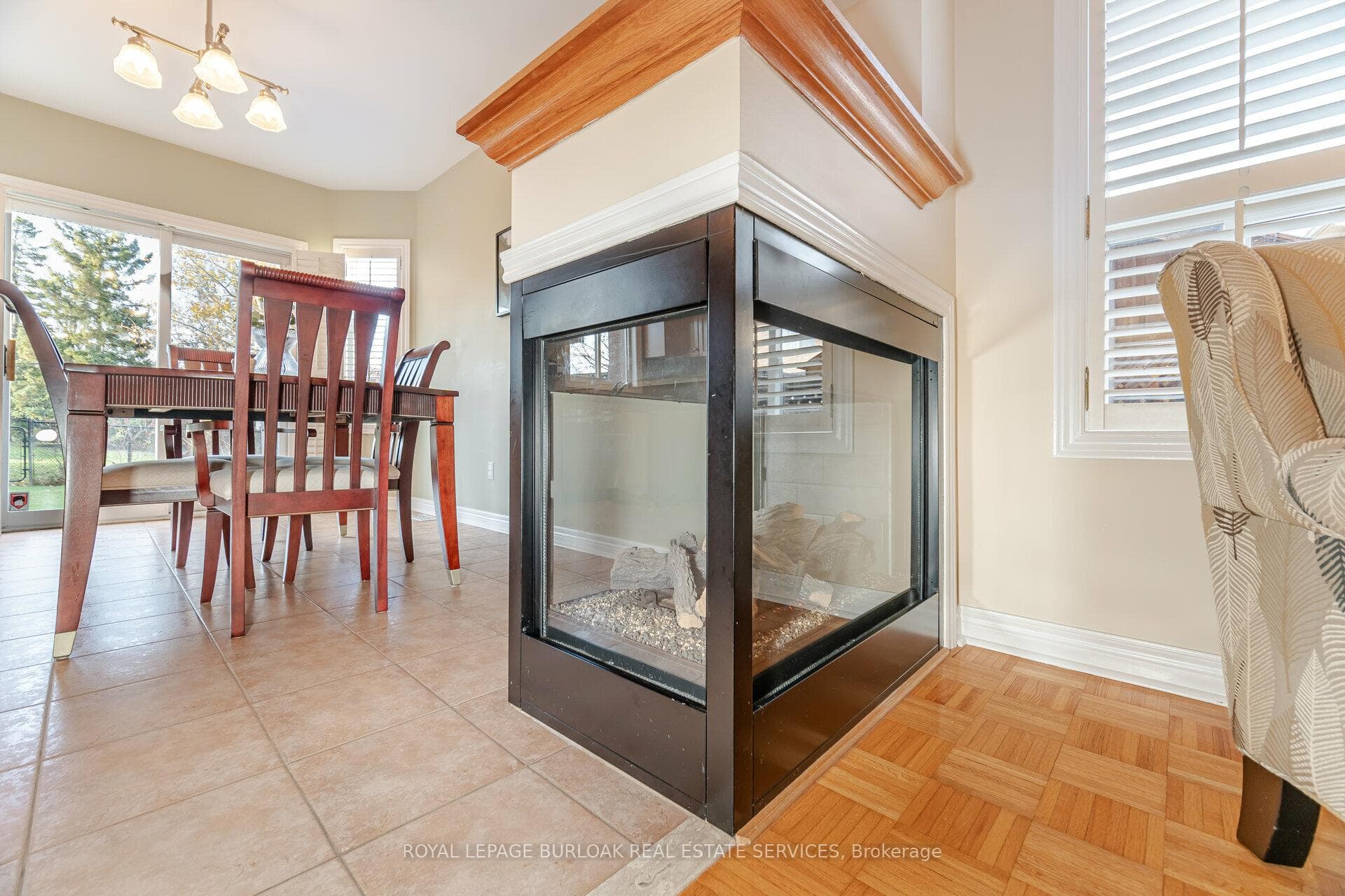 39 Coolspring Crescent photo 8