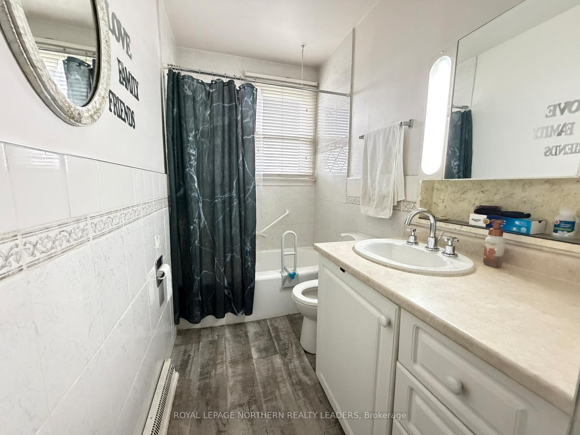 424 Maple Street photo 15