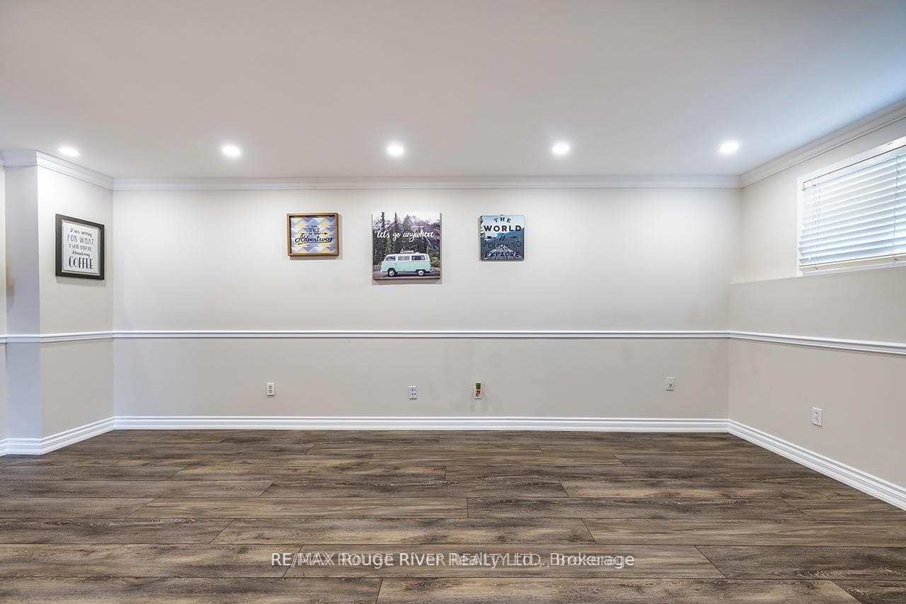 411 Pompano Court photo 25