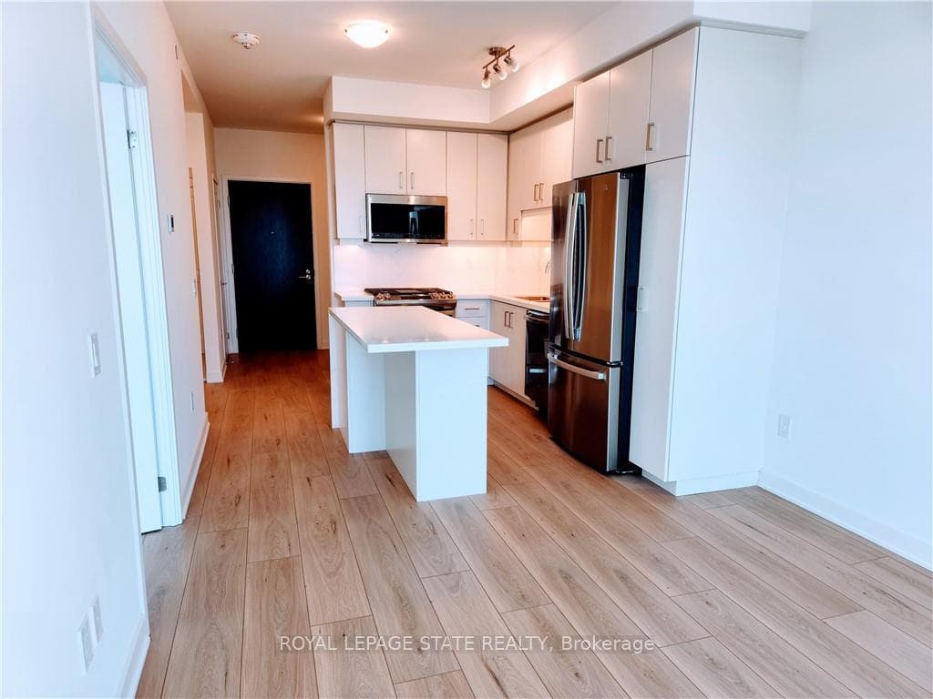 2007 James Street Unit 1805 photo 8