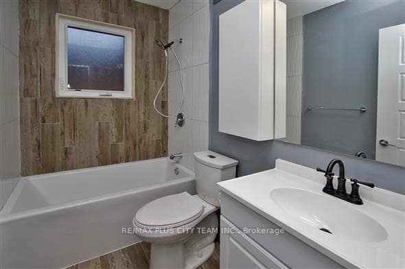 21 Ashdale Avenue photo 26