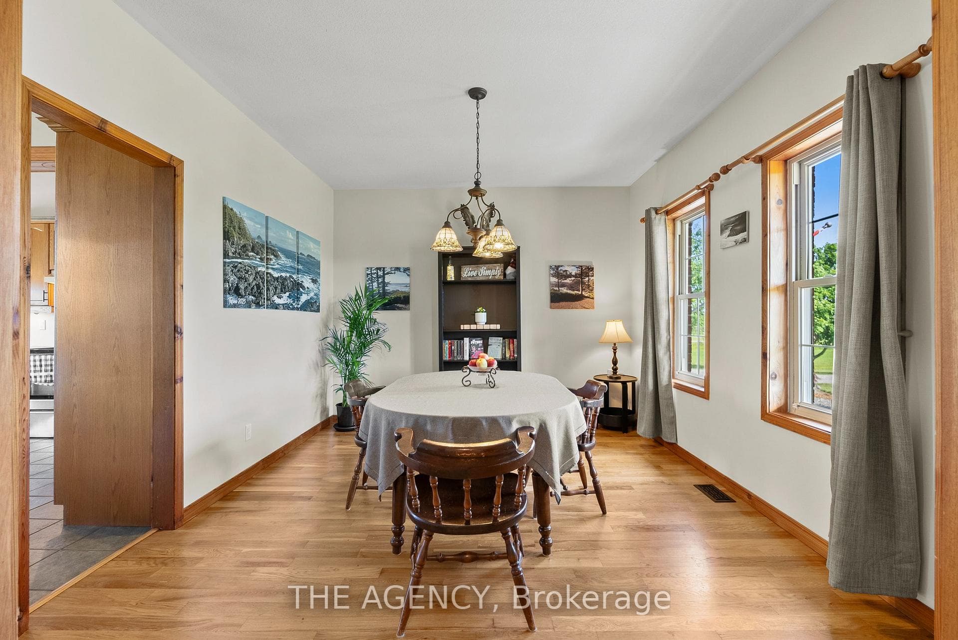 98 Smith Road photo 8
