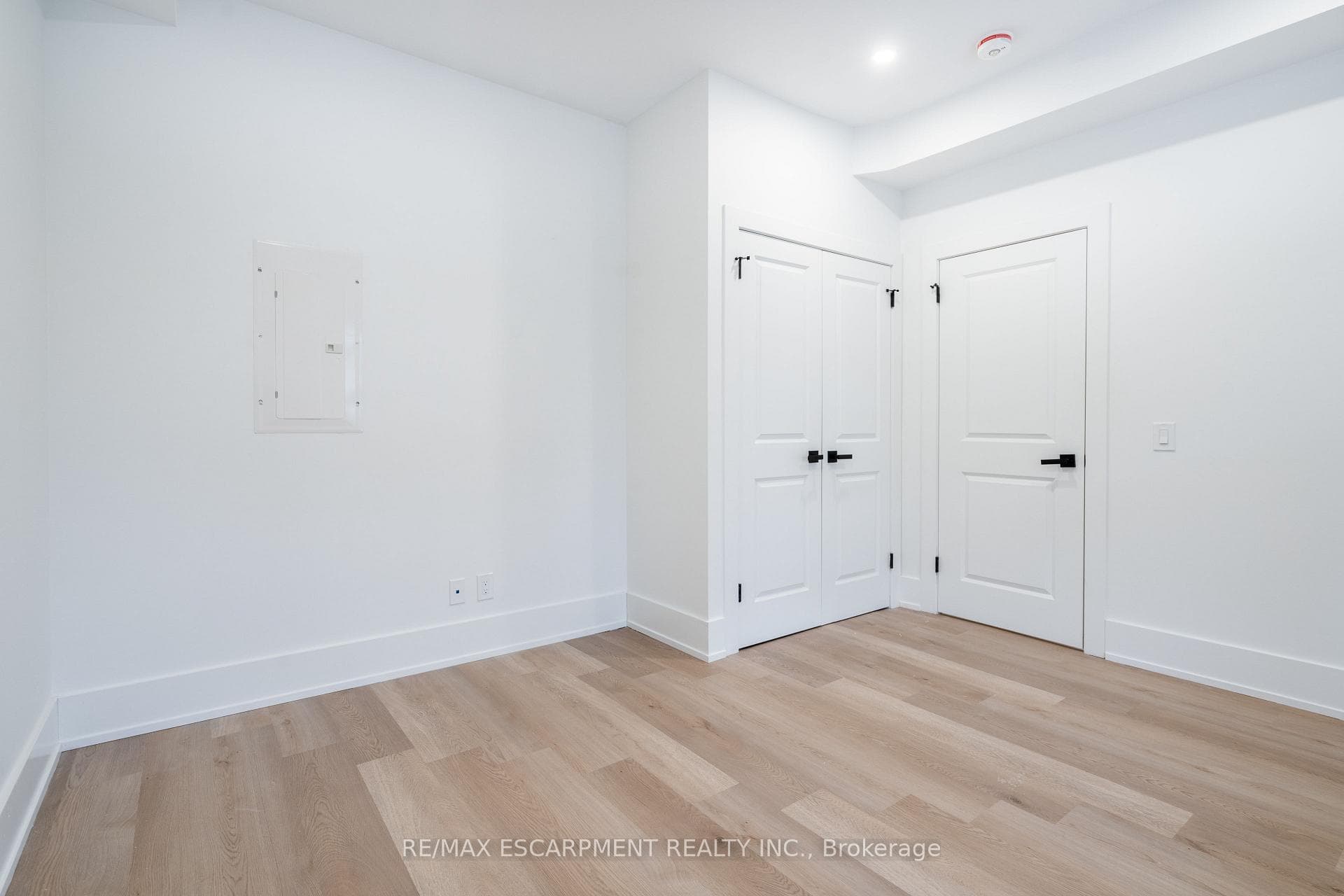 204 Balsam Avenue photo 16