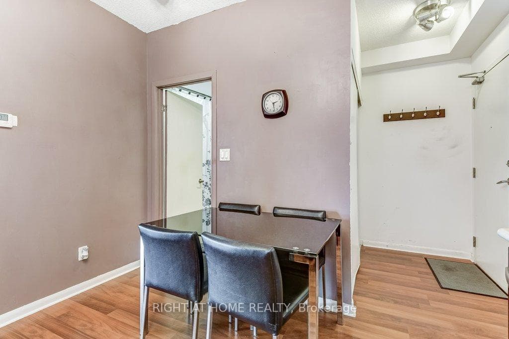 2464 Weston Road Unit 910 photo 8