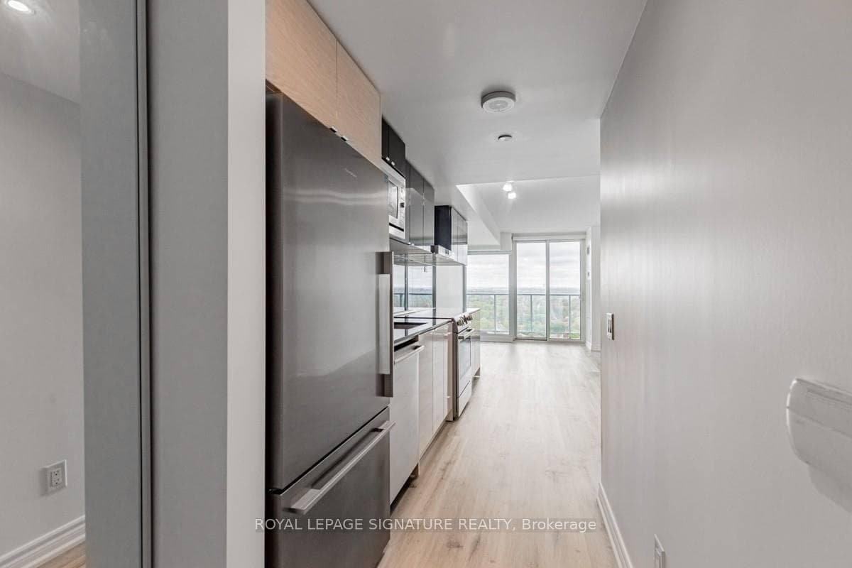 72 Esther Shiner Boulevard Unit 2110 photo 4