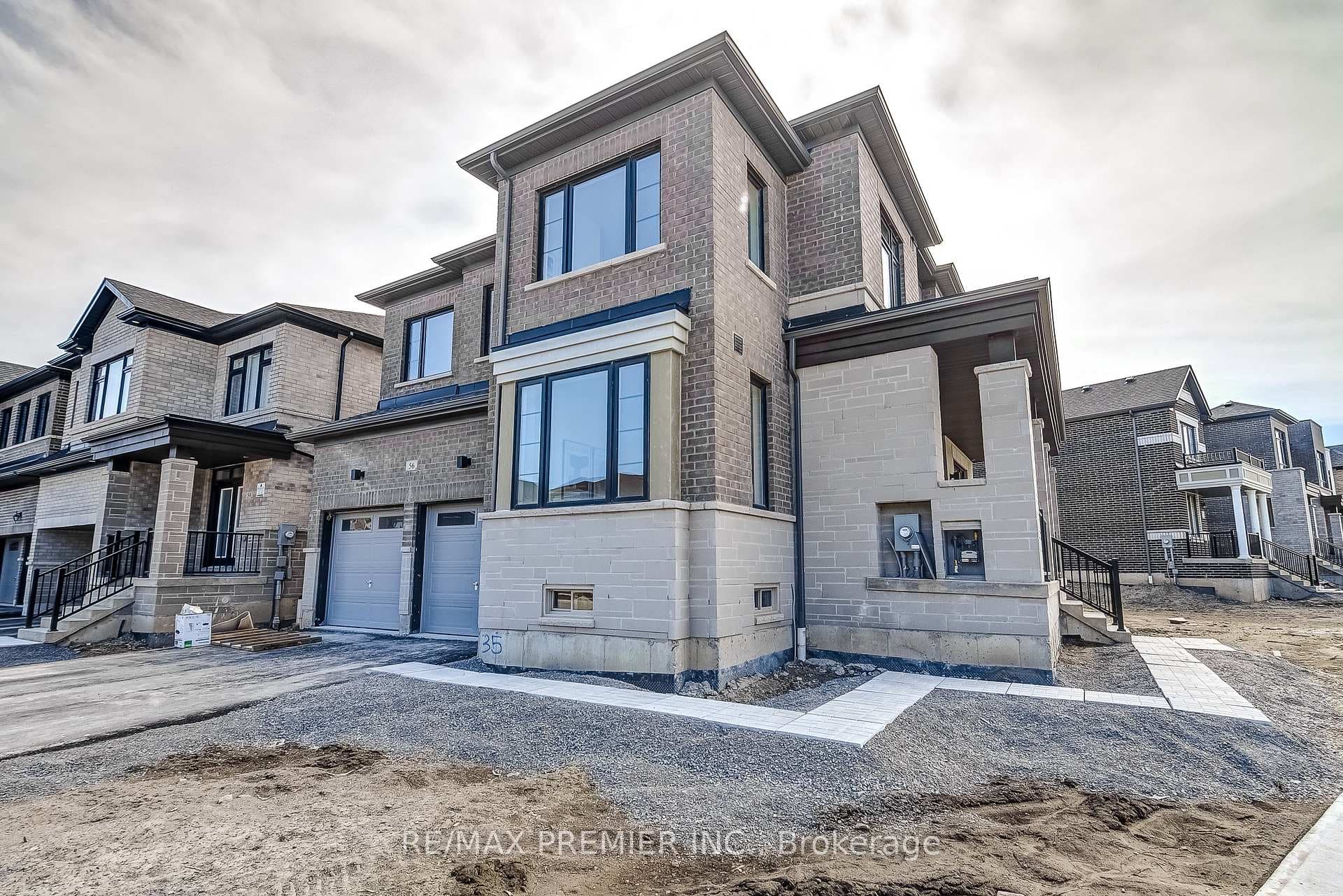 56 Armilia Place photo 4