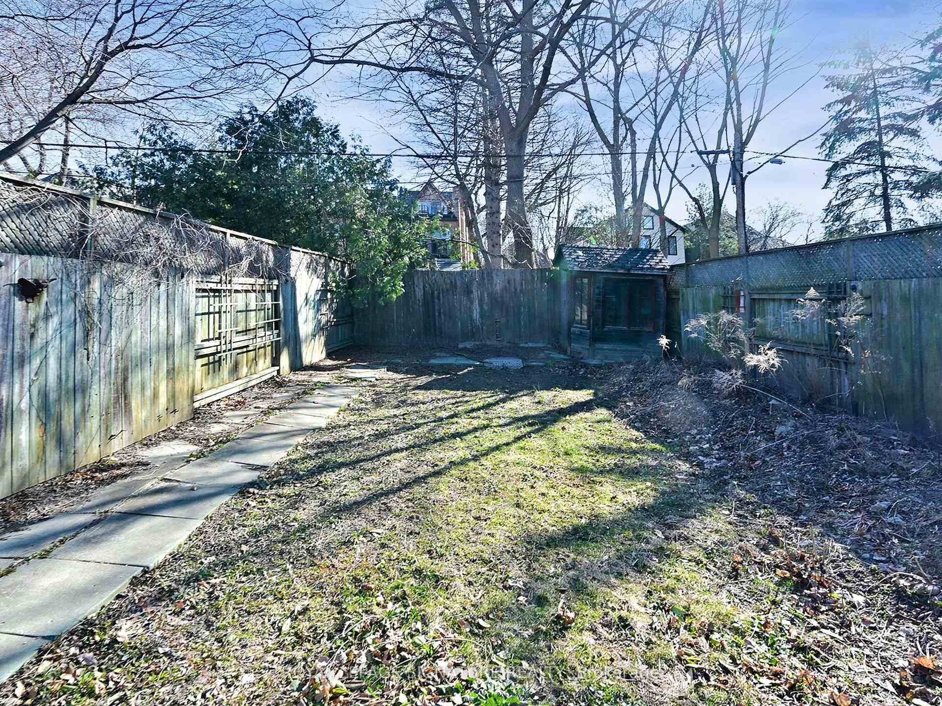 55 Banff Road photo 32